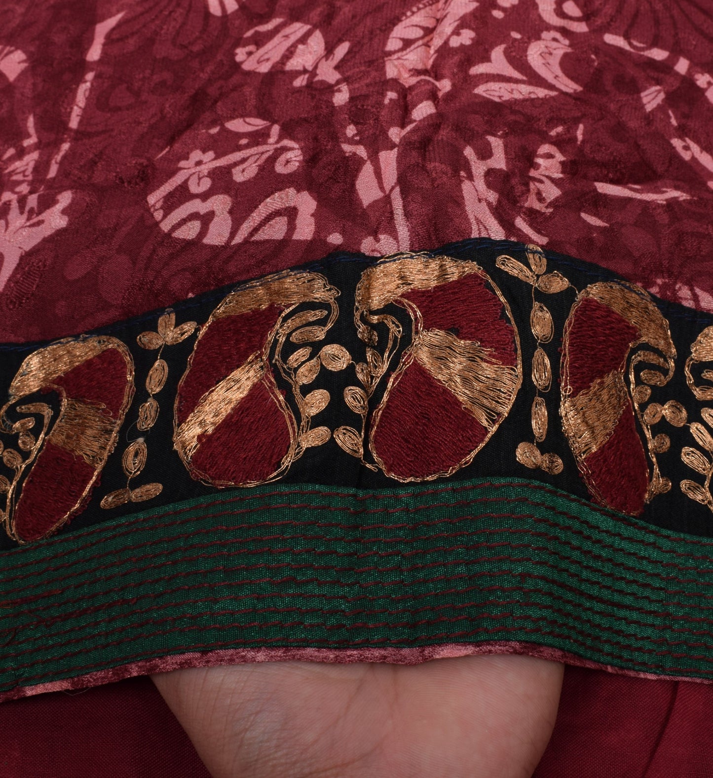 Sushila Vintage Saree 100% Pure Georgette Silk Printed Embroidered Craft Fabric