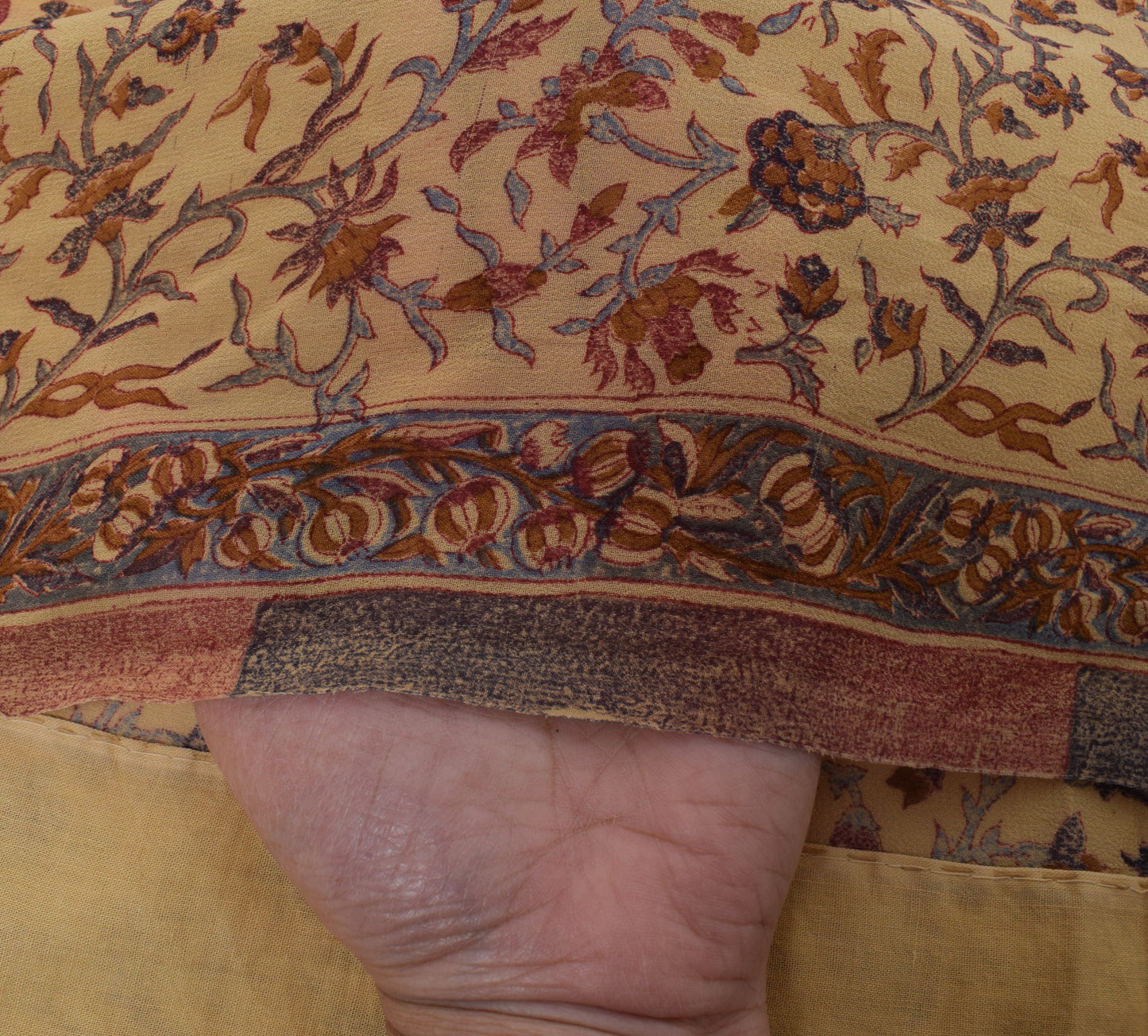 Sushila Vintage Cream Saree 100% Pure Georgette Silk Printed Floral Craft Fabric