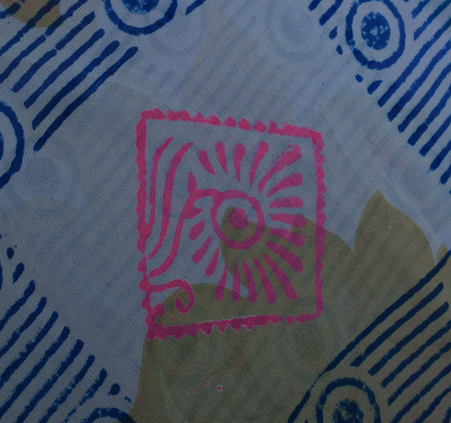 Sushila Vintage Gray Saree 100% Pure Georgette Silk Printed Floral Craft Fabric