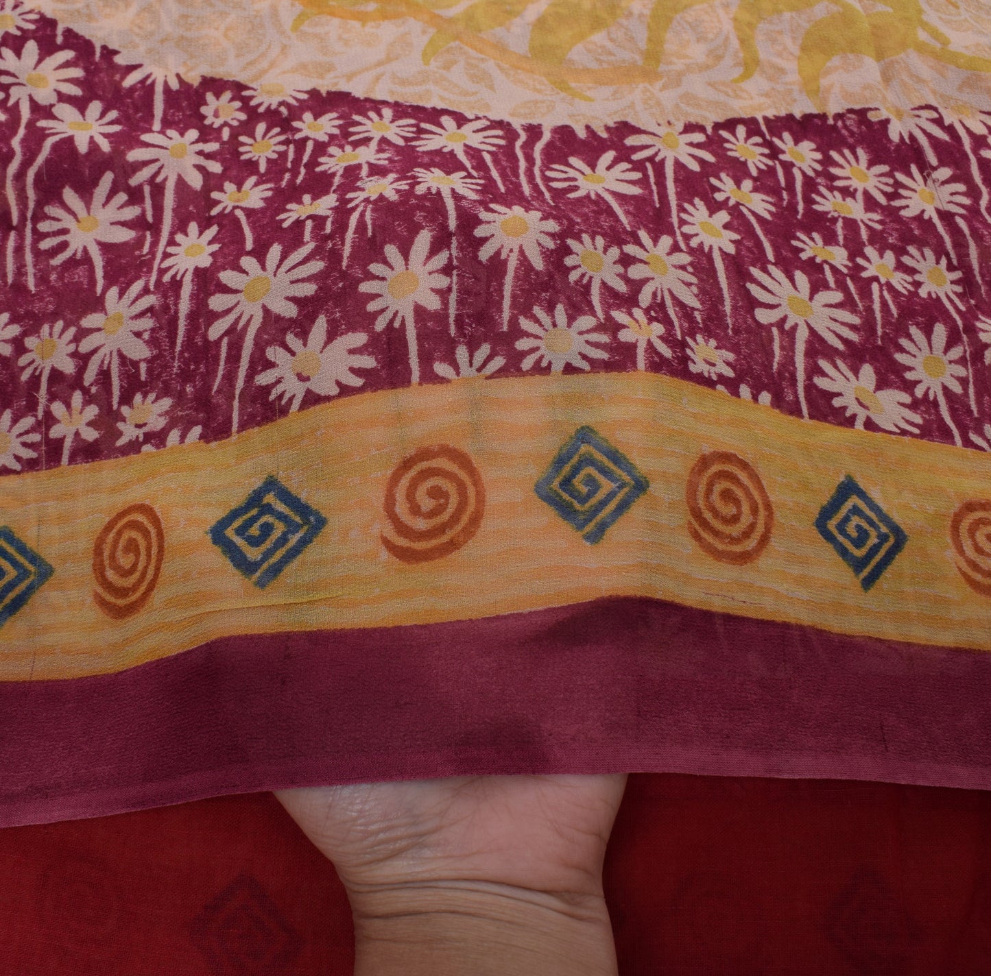 Sushila Vintage Indian Sari 100% Pure Georgette Silk Printed Floral Craft Fabric