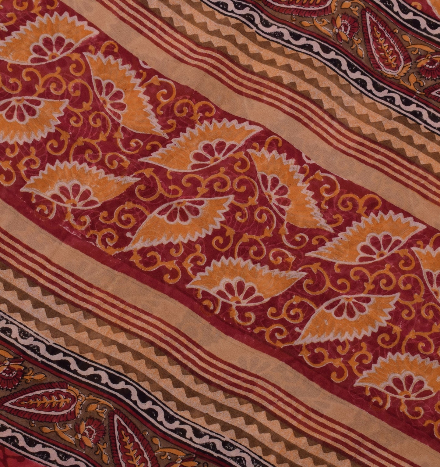 Sushila Vintage Red Saree 100% Pure Georgette Silk Printed Floral Craft Fabric