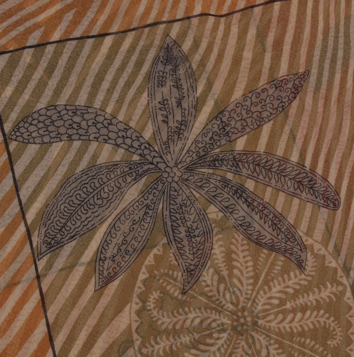 Sushila Vintage Indian Sari 100% Pure Chiffon Silk Printed Floral Craft Fabric