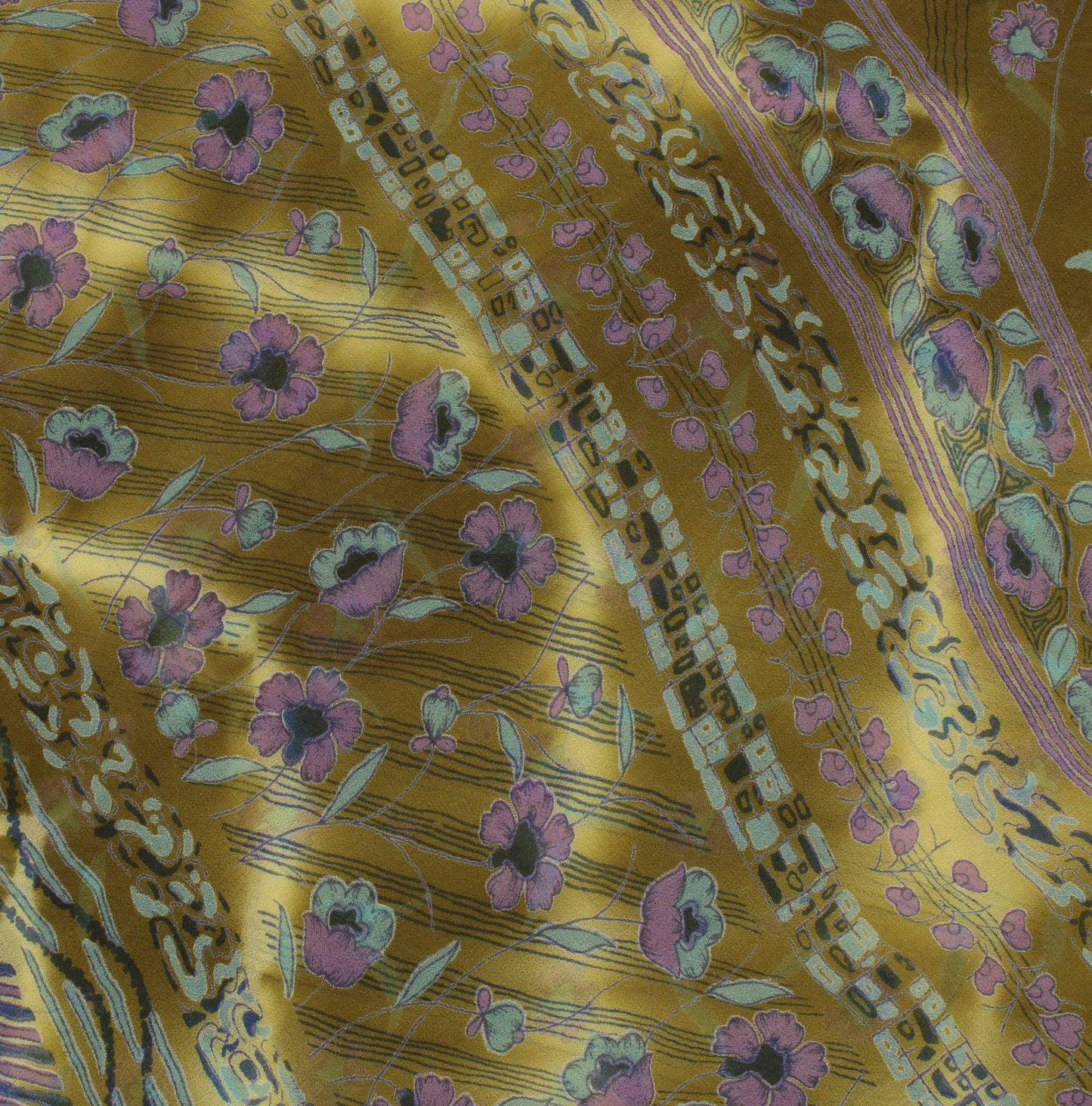 Sushila Vintage Green Saree 100% Pure Georgette Silk Printed Floral Craft Fabric