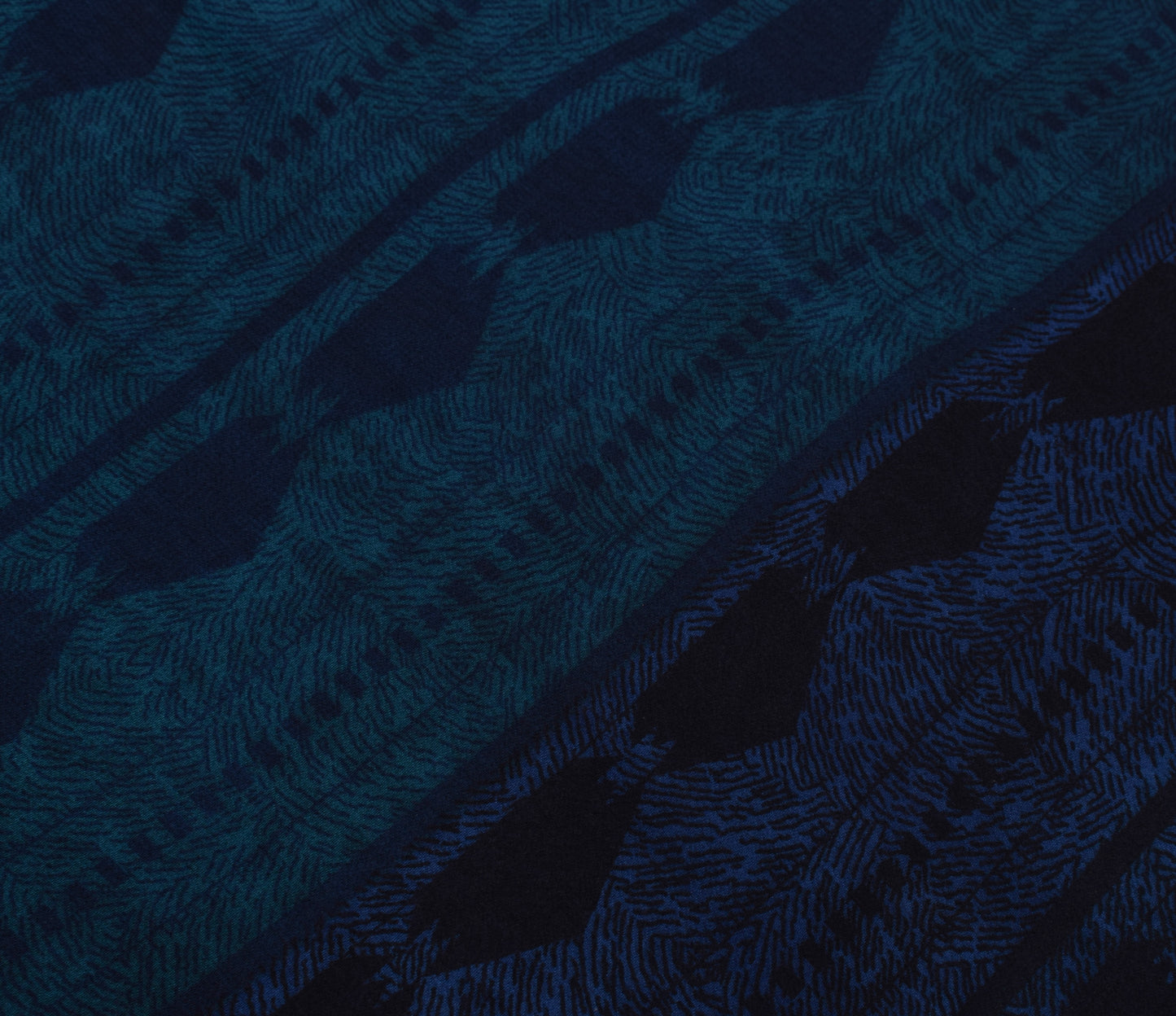 Sushila Vintage Indian Saree Blend Georgette Silk Printed 5 Yard Craft Fabric