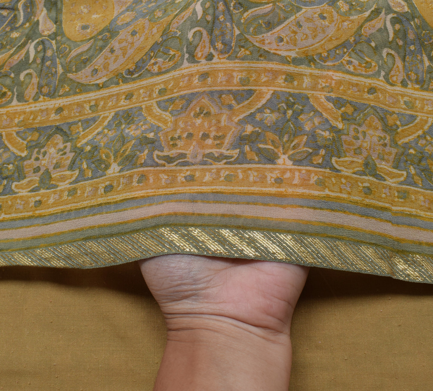 Sushila Vintage Indian Saree Pure Georgette Silk Printed Paisley Craft Fabric