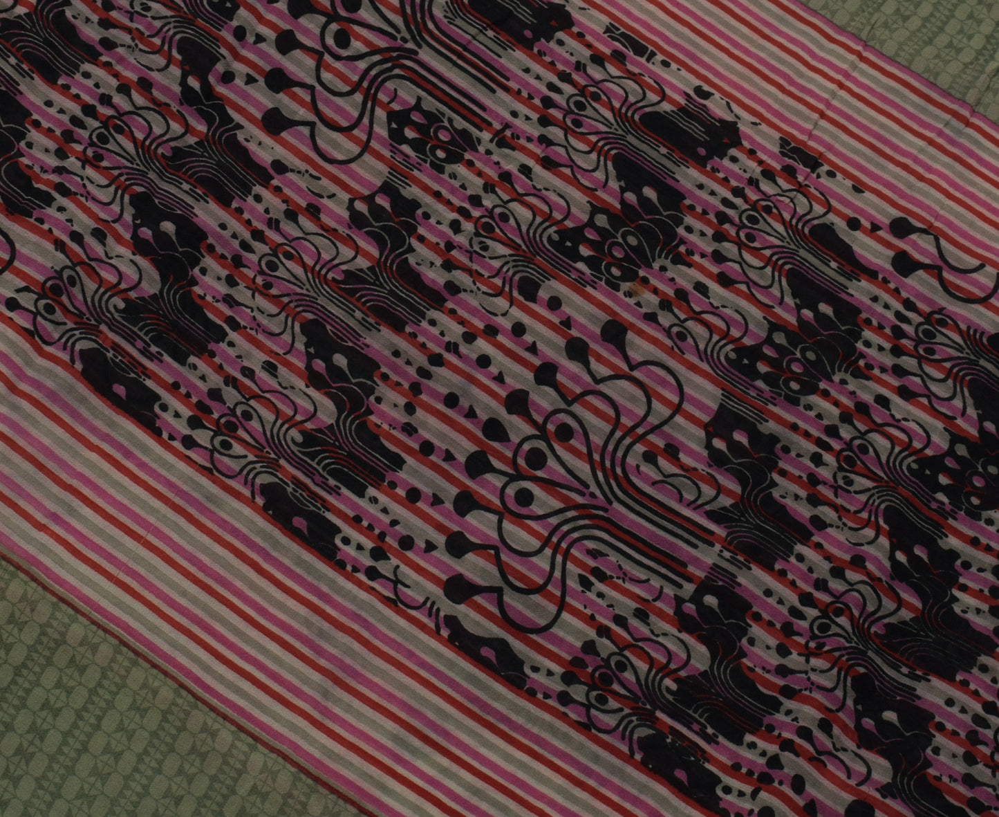Sushila Vintage Indian Saree Pure Georgette Silk Printed Craft Sari Fabric