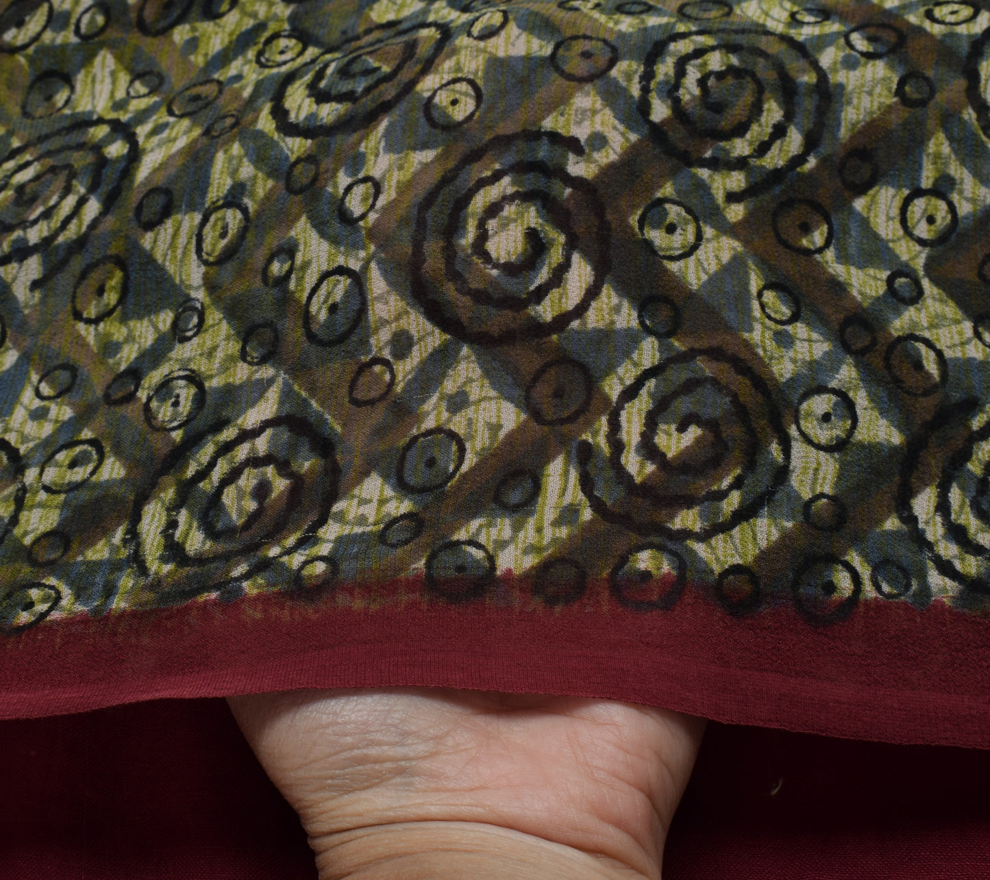 Sushila Vintage Indian Saree Pure Georgette Silk Printed 5 Yard Craft Fabric