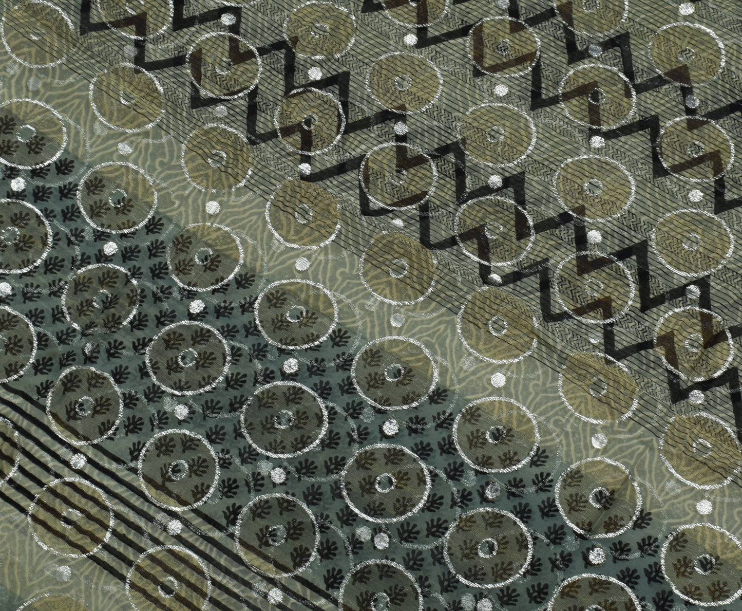 Sushila Vintage Indian Saree Pure Georgette Silk Printed 5 Yard Craft Fabric