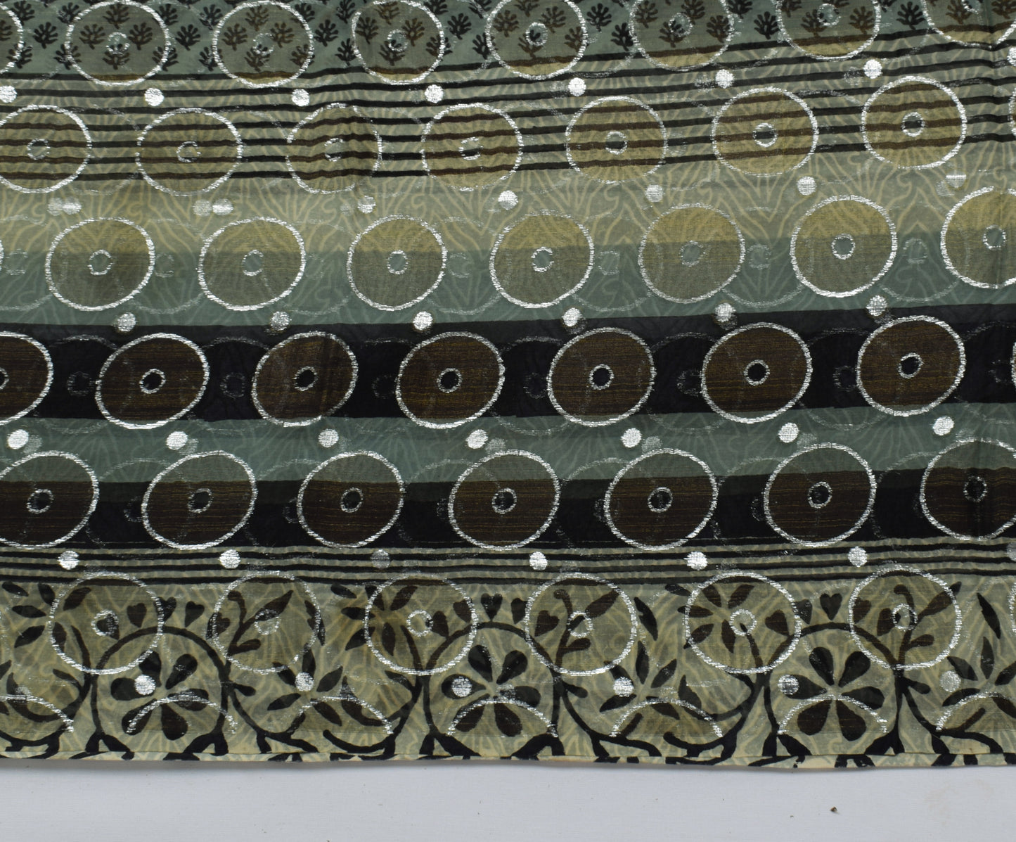 Sushila Vintage Indian Saree Pure Georgette Silk Printed 5 Yard Craft Fabric