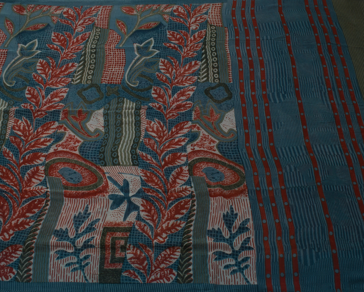 Sushila Vintage Indian Saree Pure Georgette Silk Printed Floral Craft 5YD Fabric