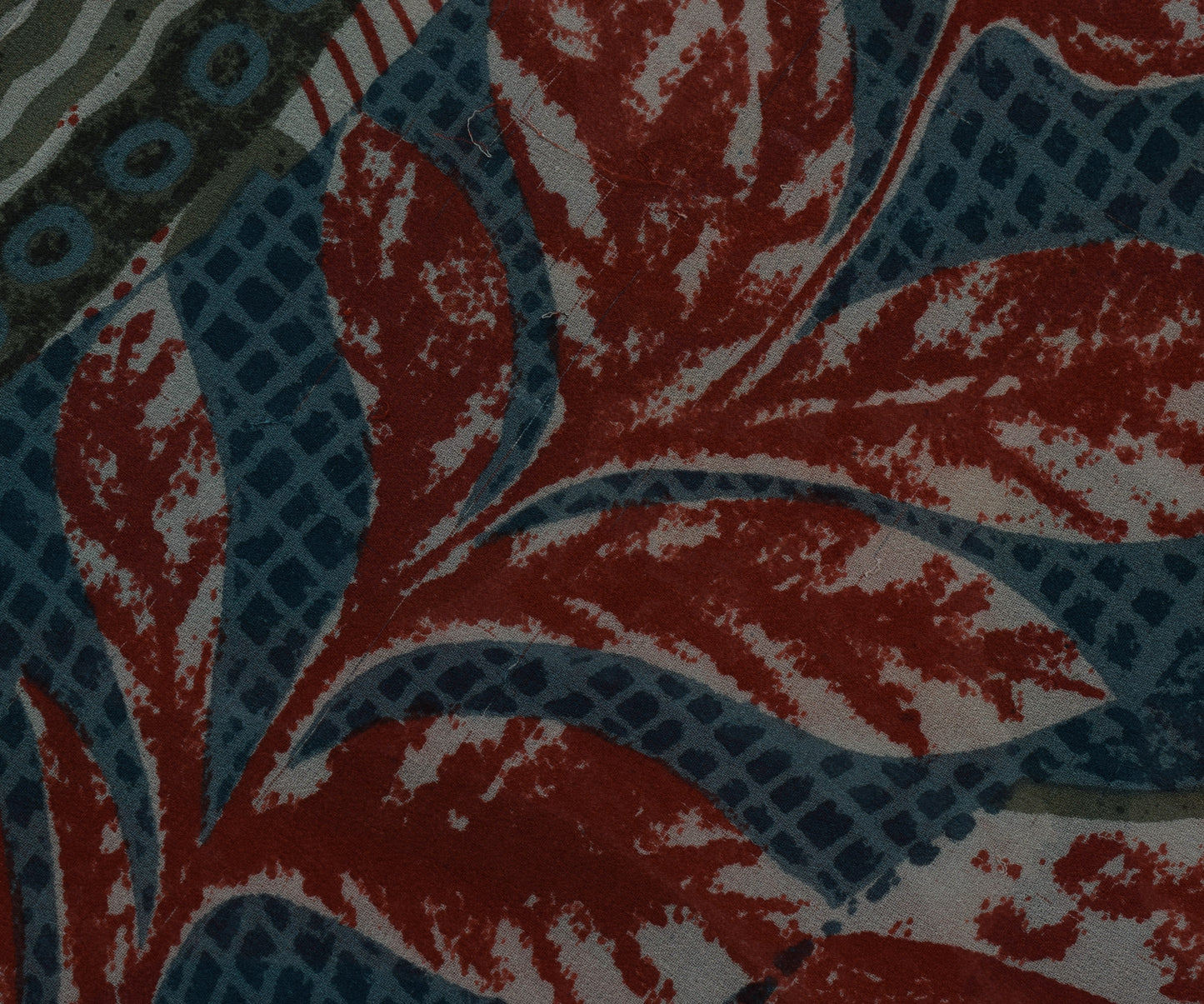 Sushila Vintage Indian Saree Pure Georgette Silk Printed Floral Craft 5YD Fabric