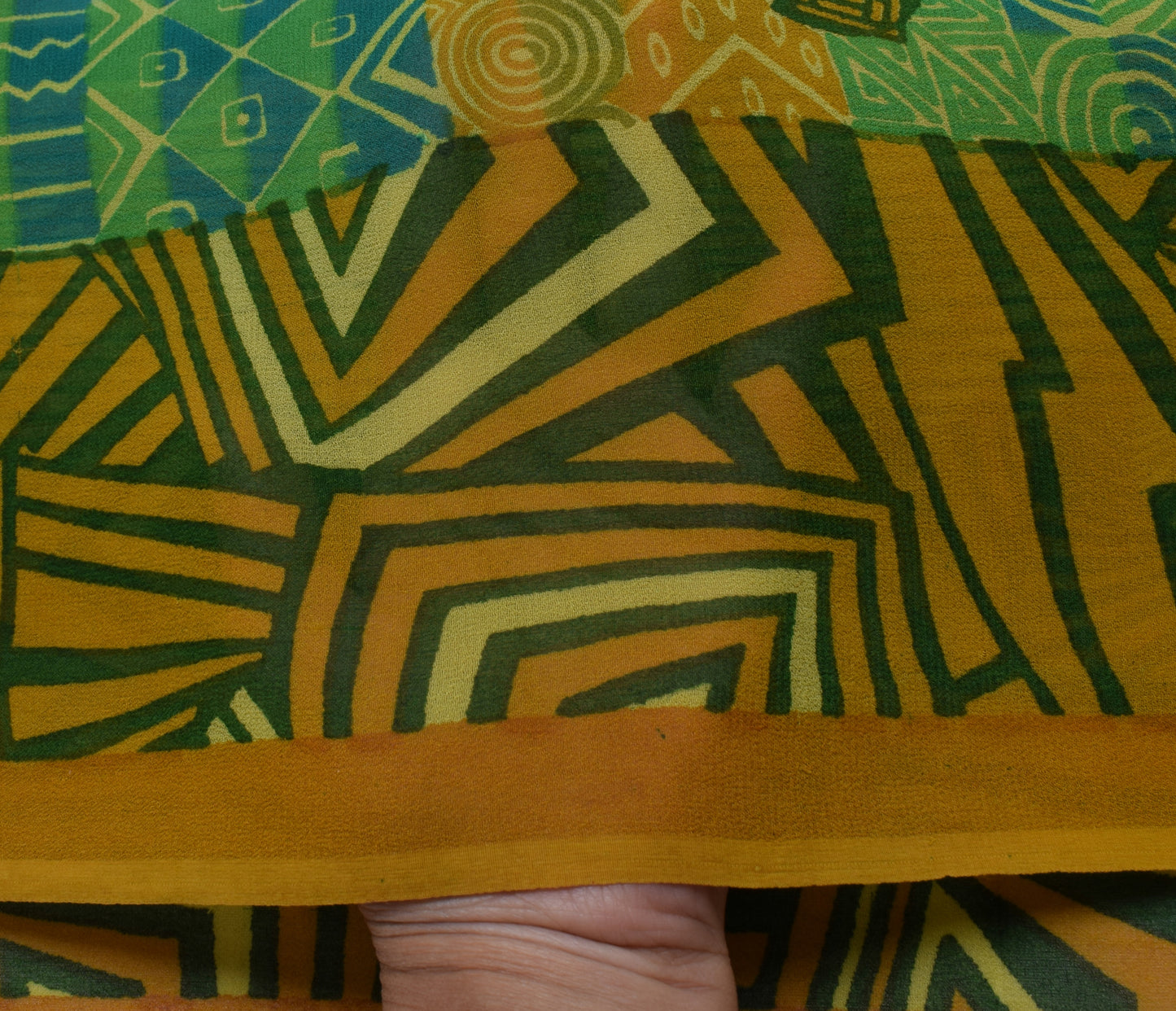Sushila Vintage Indian Saree Pure Georgette Silk Printed 5 Yard Craft Fabric