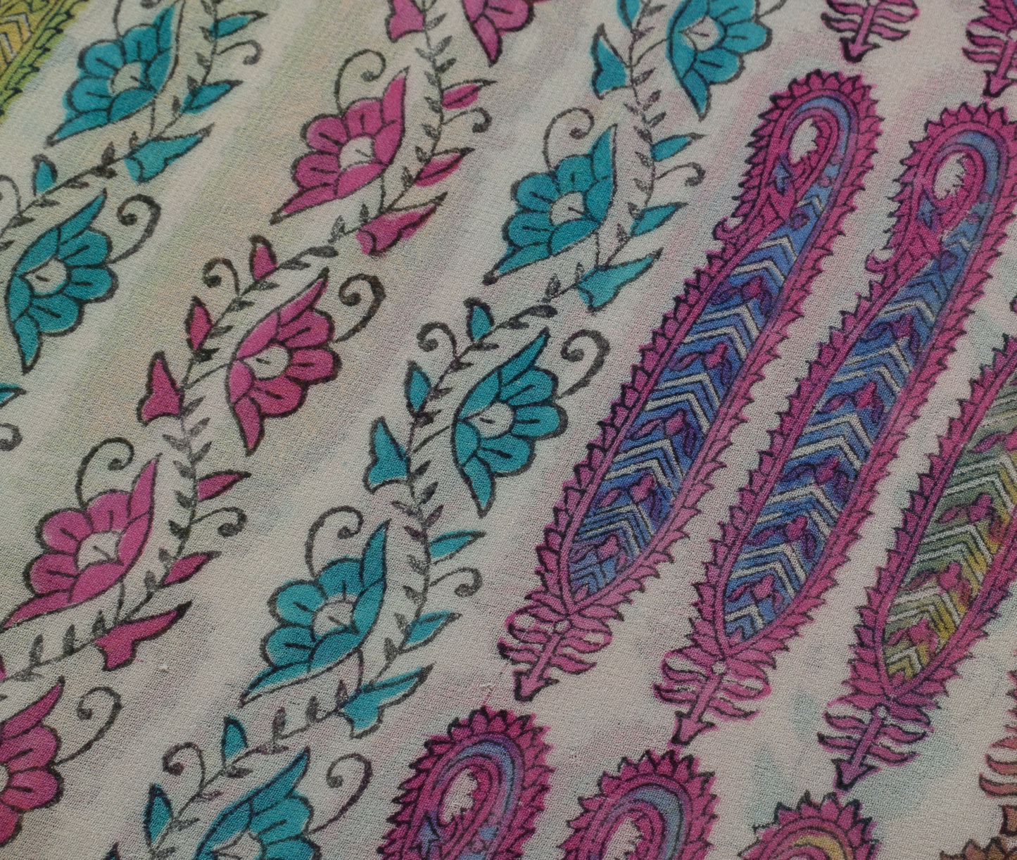 Sushila Vintage Off White Saree 100% Pure Georgette Silk Printed Paisley Fabric