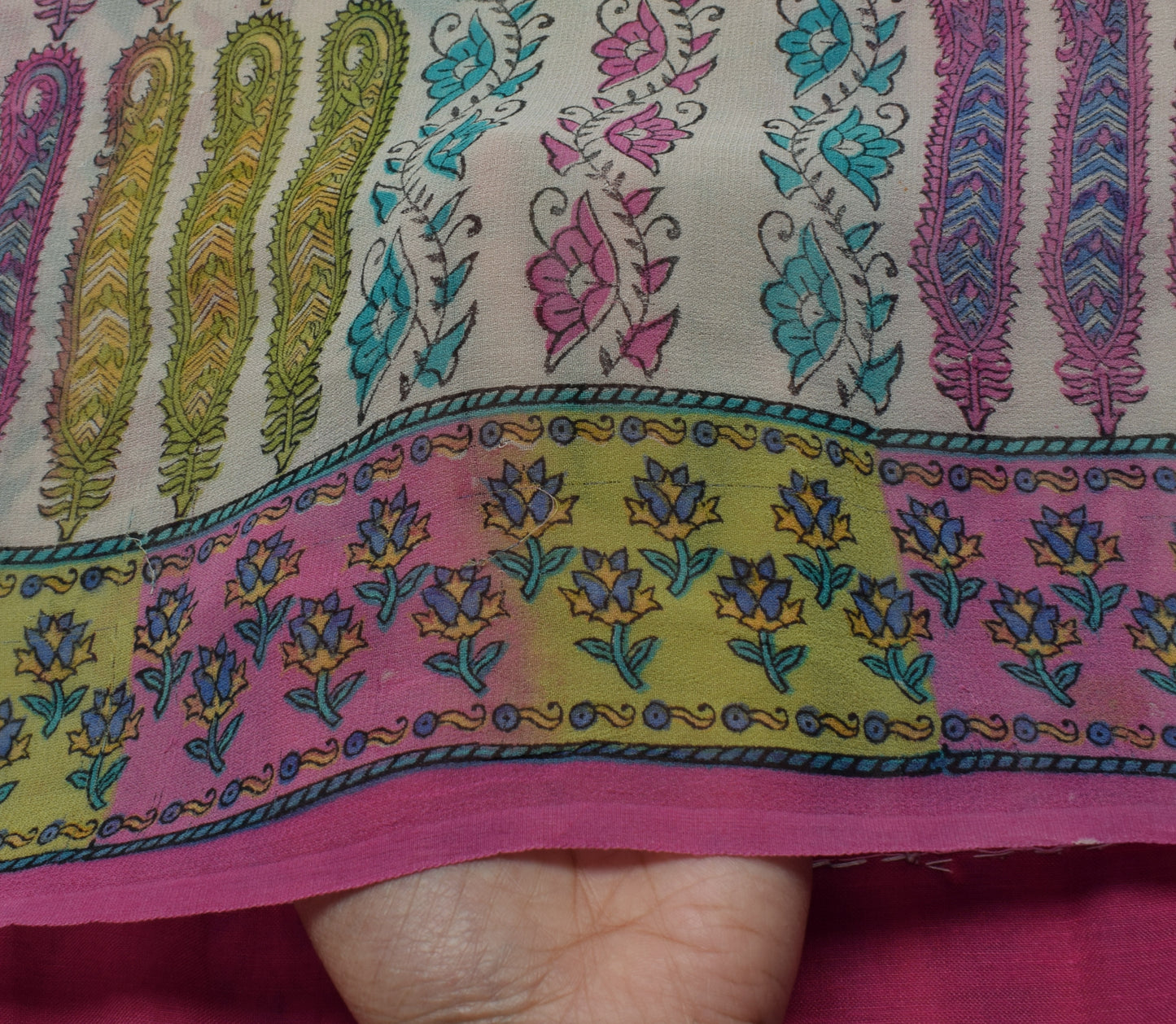 Sushila Vintage Off White Saree 100% Pure Georgette Silk Printed Paisley Fabric