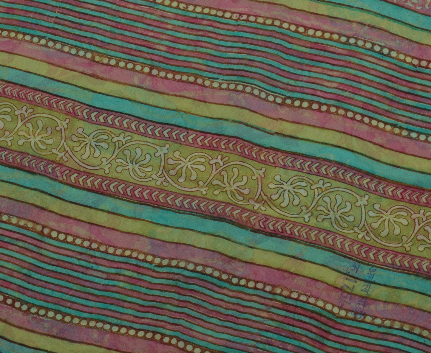 Sushila Vintage Green Saree 100% Pure Georgette Silk Printed Floral Craft Fabric