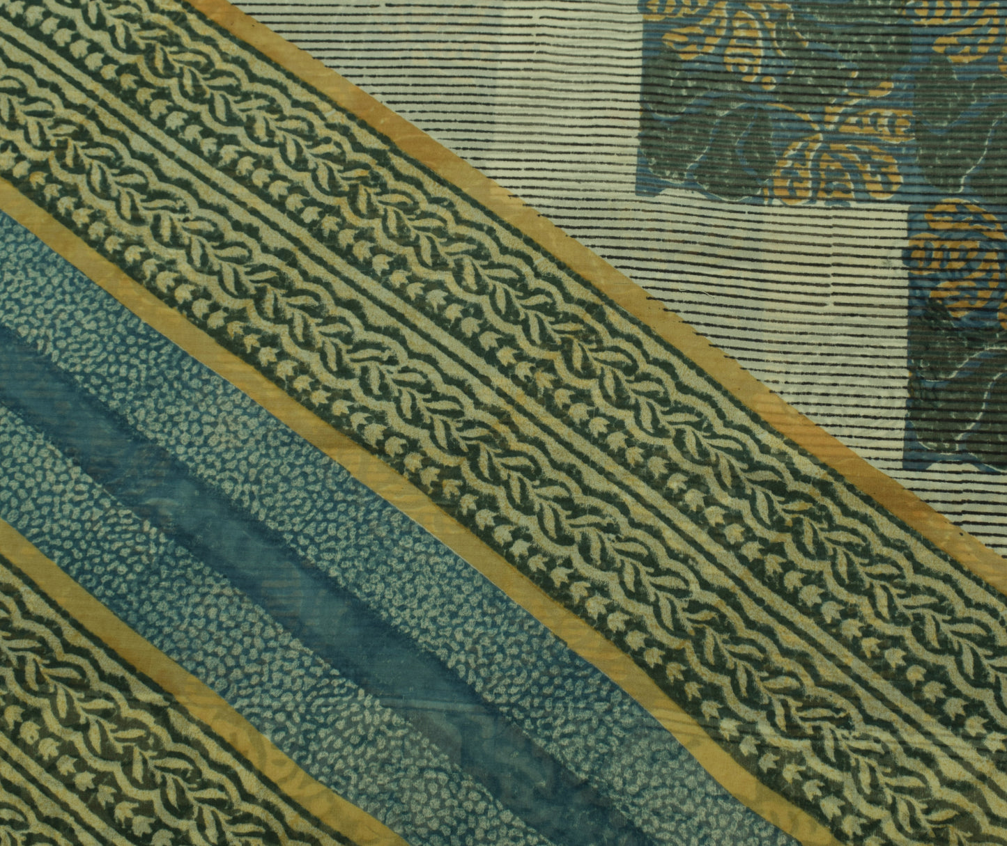 Sushila Vintage Saree 100% Pure Georgette Silk Printed Floral 5 YD Craft Fabric