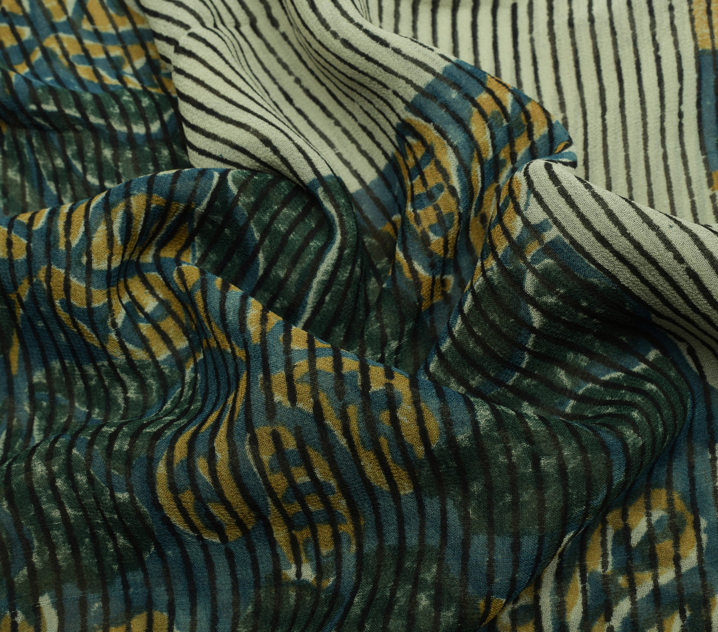 Sushila Vintage Saree 100% Pure Georgette Silk Printed Floral 5 YD Craft Fabric