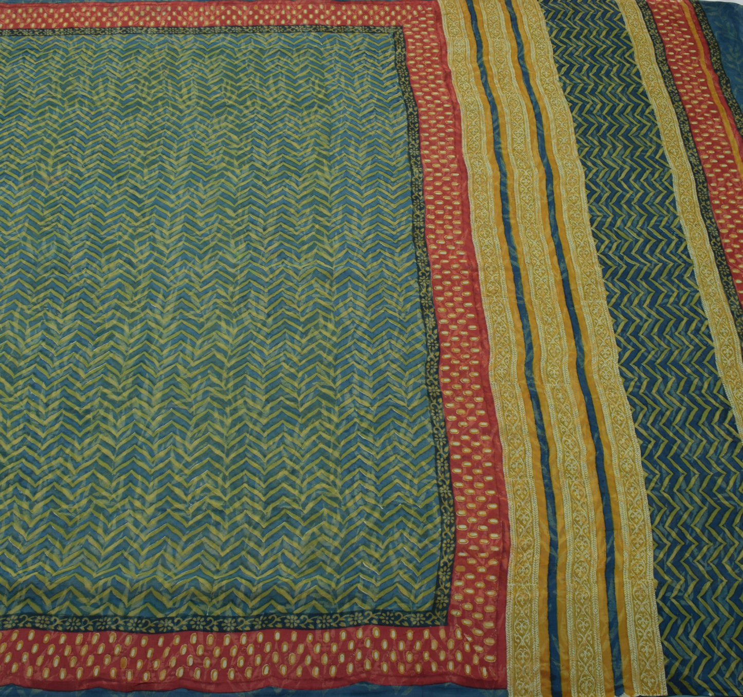 Sushila Vintage Saree 100% Pure Georgette Silk Printed Zig-Zag 5 YD Craft Fabric