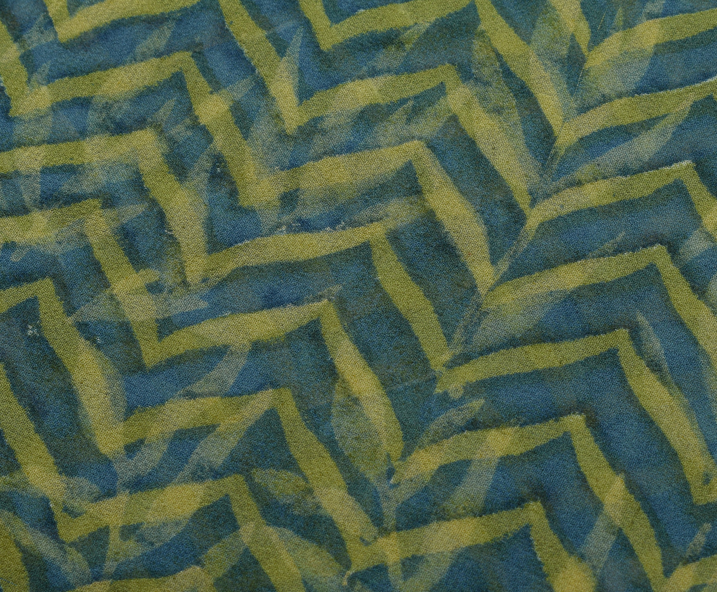 Sushila Vintage Saree 100% Pure Georgette Silk Printed Zig-Zag 5 YD Craft Fabric
