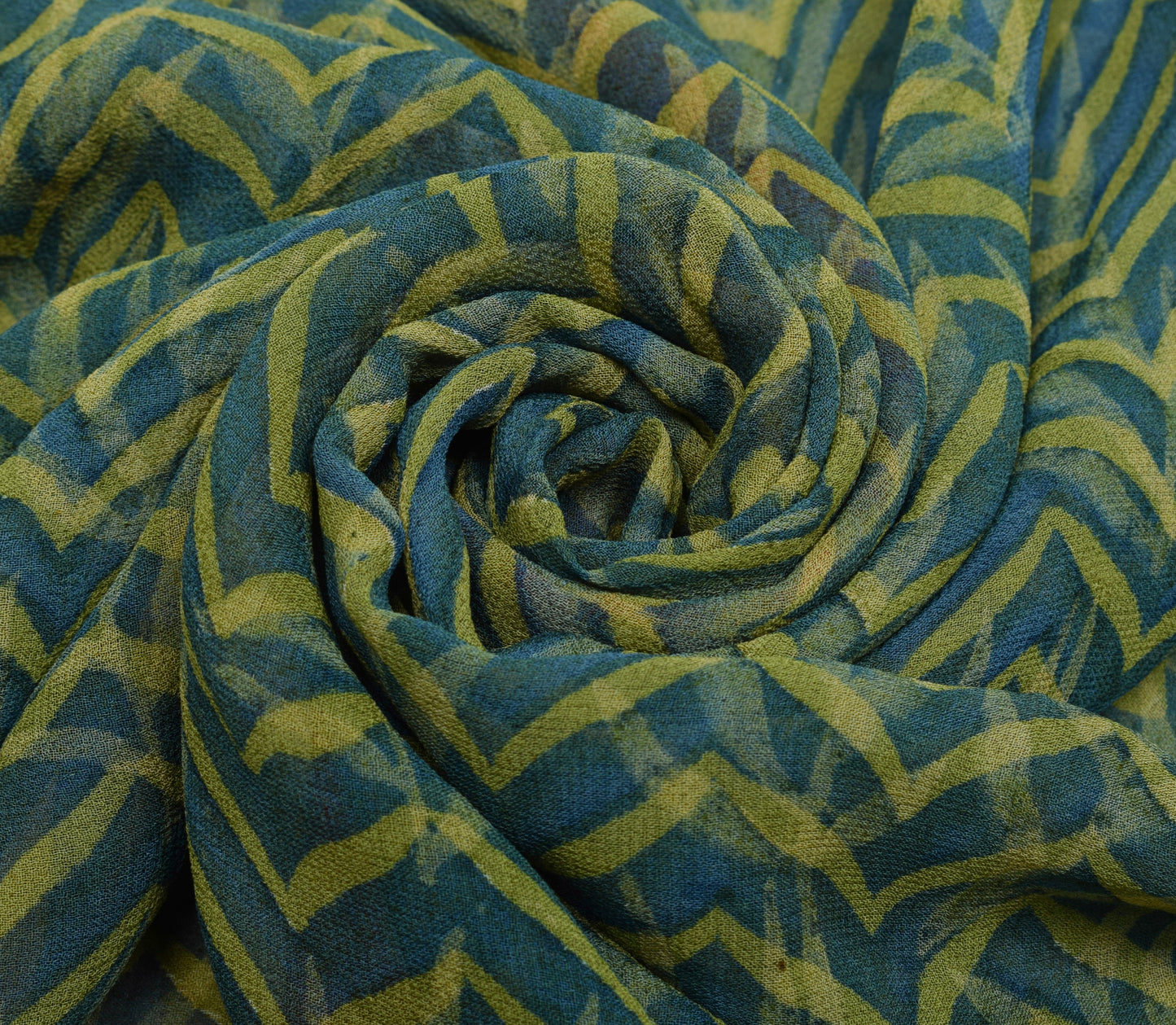 Sushila Vintage Saree 100% Pure Georgette Silk Printed Zig-Zag 5 YD Craft Fabric