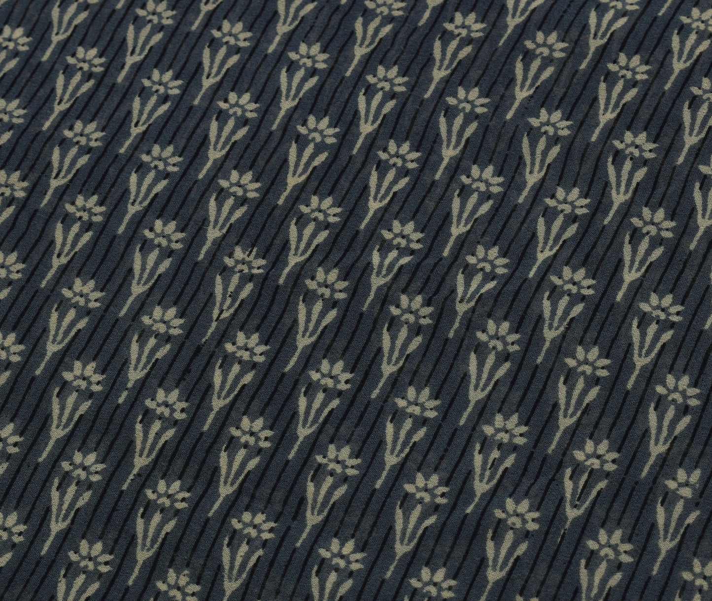 Sushila Vintage Gray Saree 100% Pure Georgette Silk Printed Floral Craft Fabric