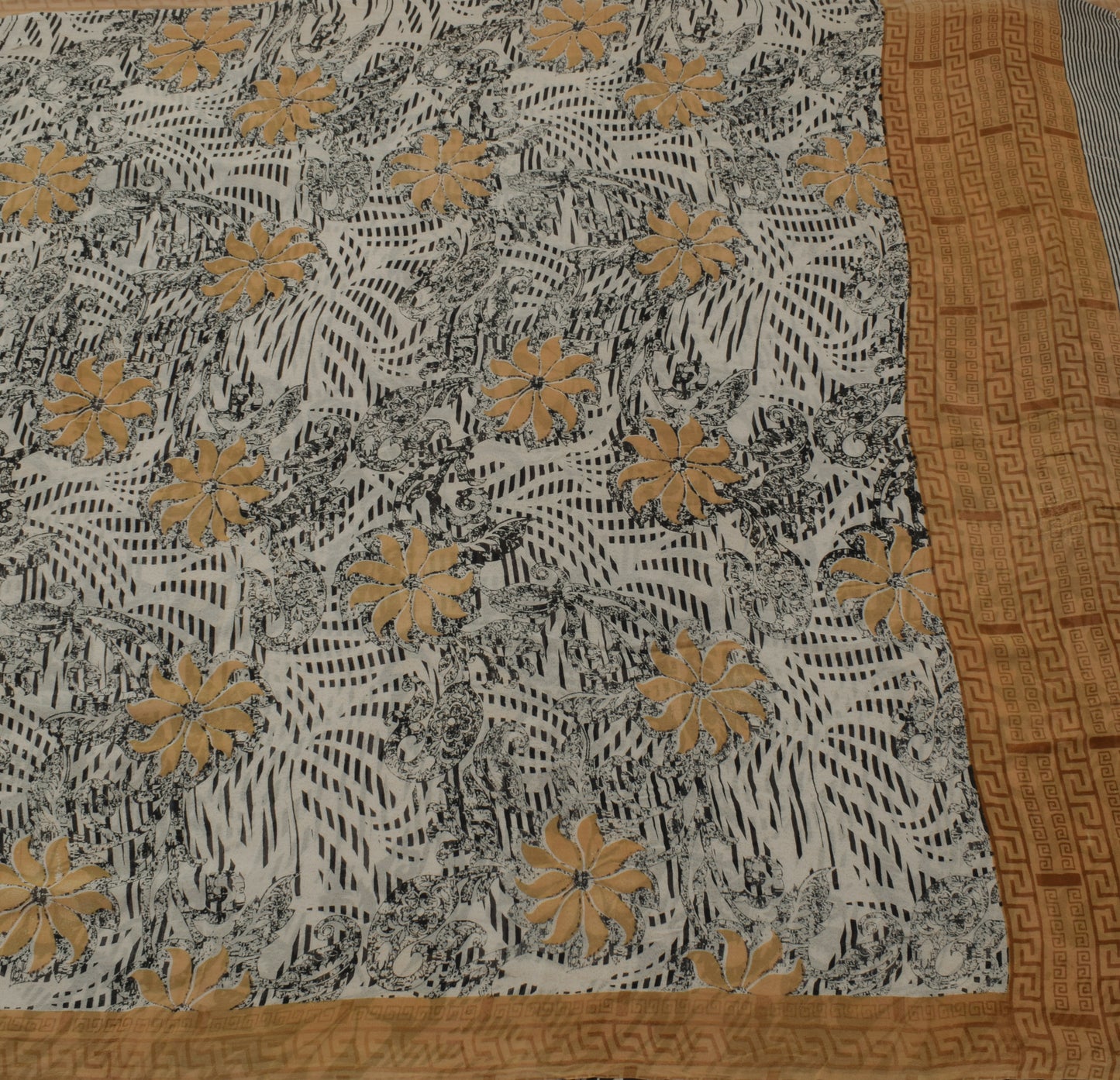 Sushila Vintage Saree 100% Pure Georgette Silk Printed Floral 5 YD Craft Fabric