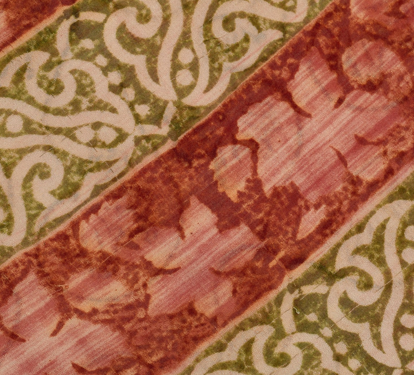 Sushila Vintage Saree 100%Pure Georgette Silk Printed Floral 5 Yard Craft Fabric