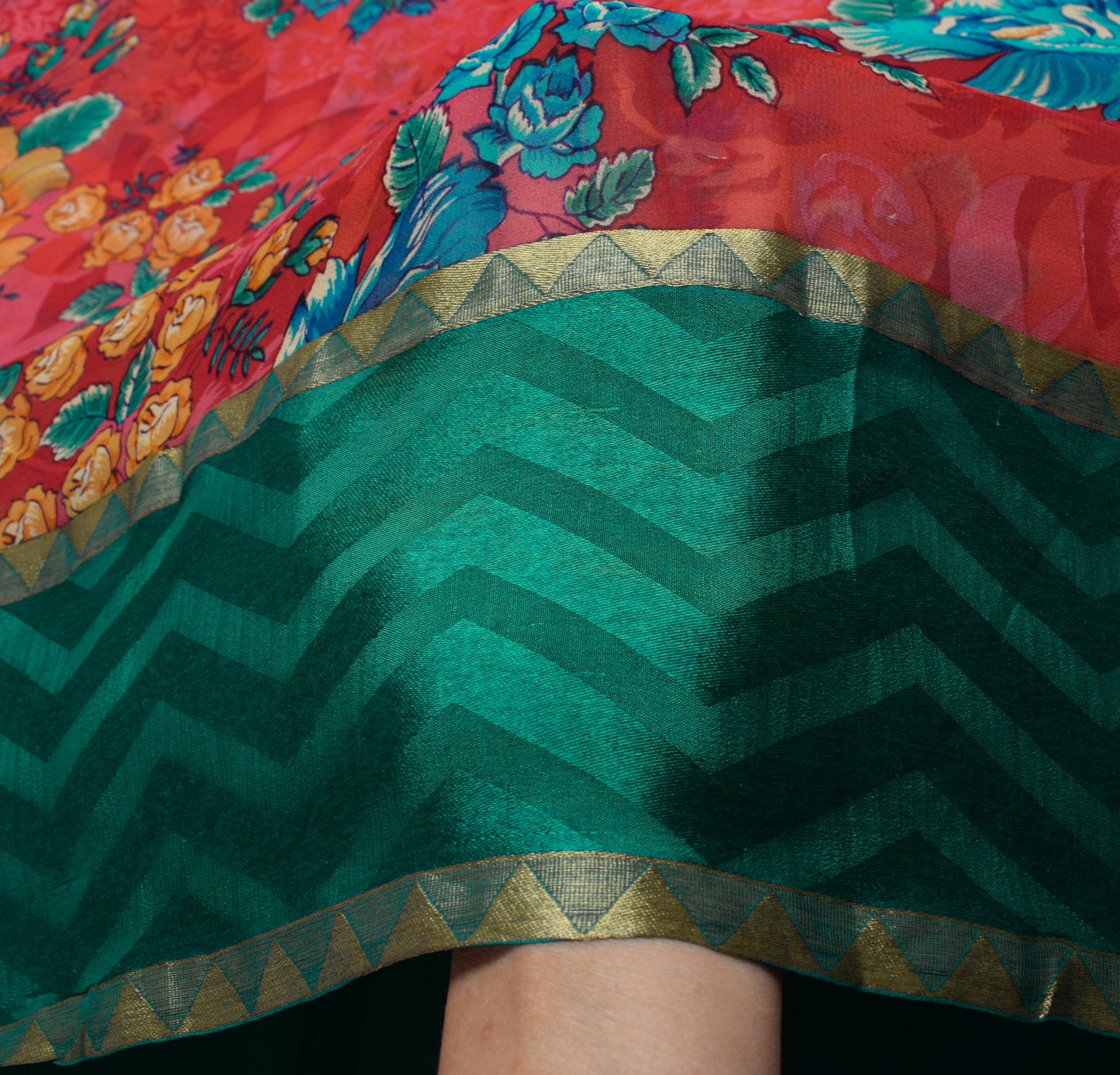 Sushila Vintage Red Saree 100% Pure Georgette Silk Printed Floral Craft Fabric