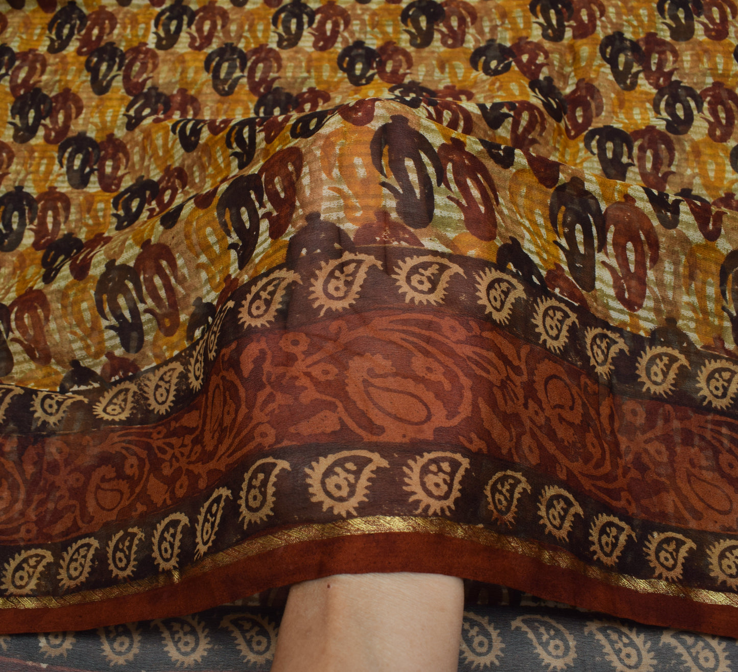 Sushila Vintage Saree 100% Pure Georgette Silk Printed Paisley 5 YD Craft Fabric