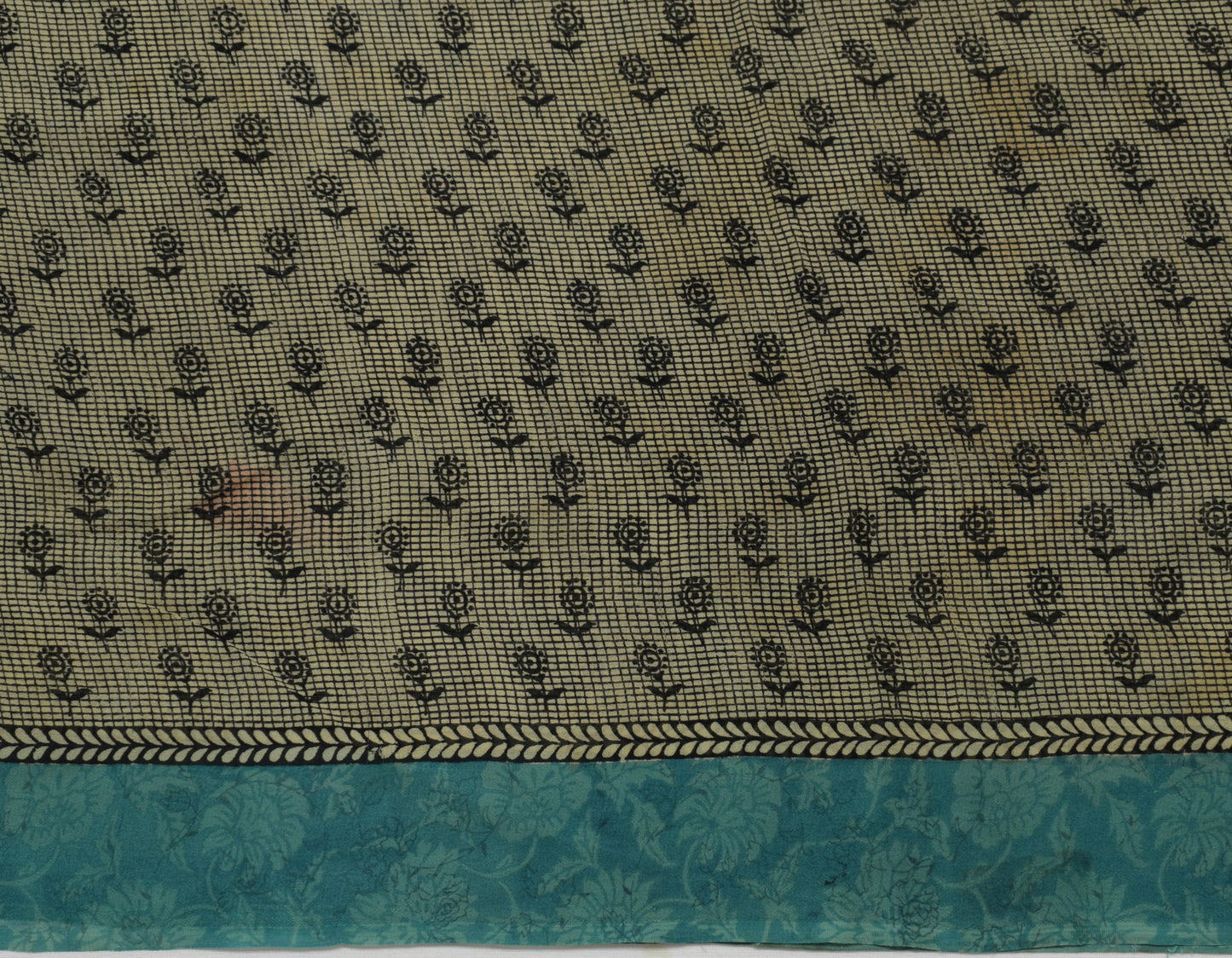 Sushila Vintage Cream Saree 100% Pure Georgette Silk Floral Printed Craft Fabric