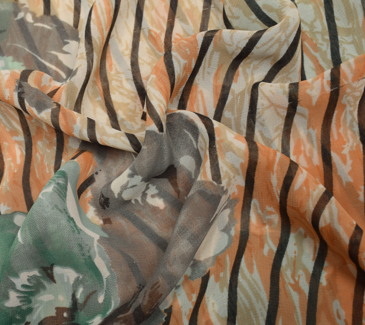 Sushila Vintage Peach Saree Blend Georgette Silk Printed Floral Craft 5YD Fabric