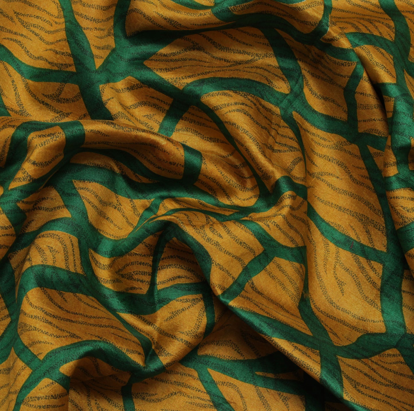 Sushila Vintage Green Saree 100% Pure Silk Printed Leheria Soft Craft Fabric
