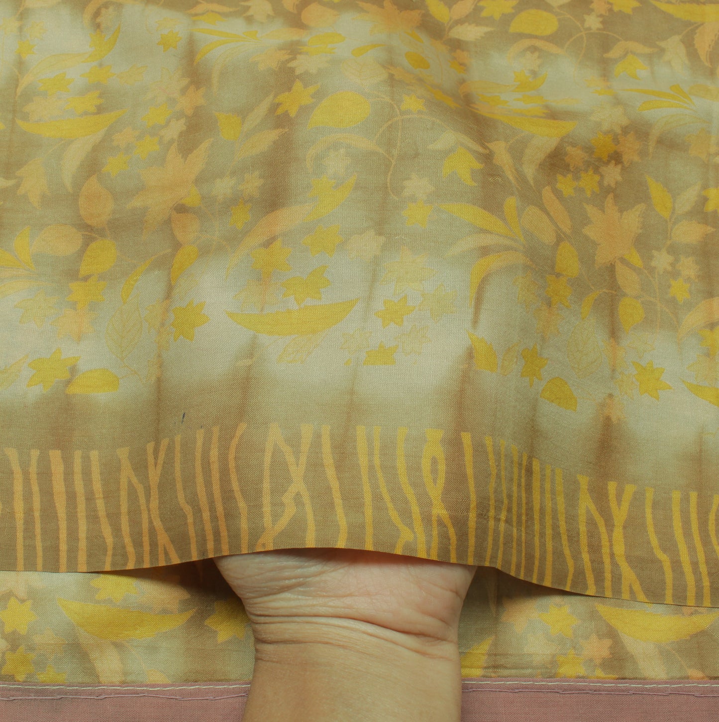 Sushila Vintage Green Saree 100% Pure Crepe Silk Printed Floral Soft Fabric