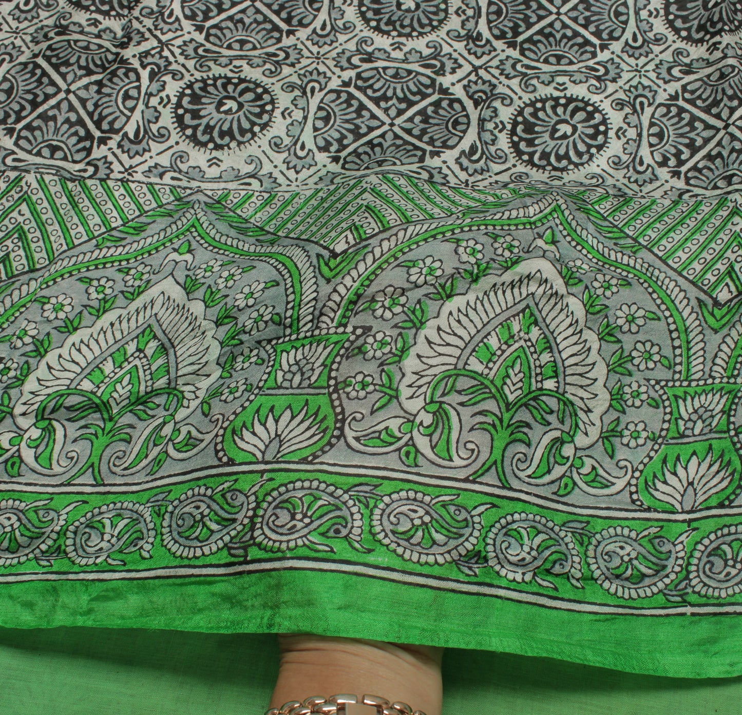 Sushila Vintage White Saree 100% Pure Silk Printed Floral Soft Craft Fabric
