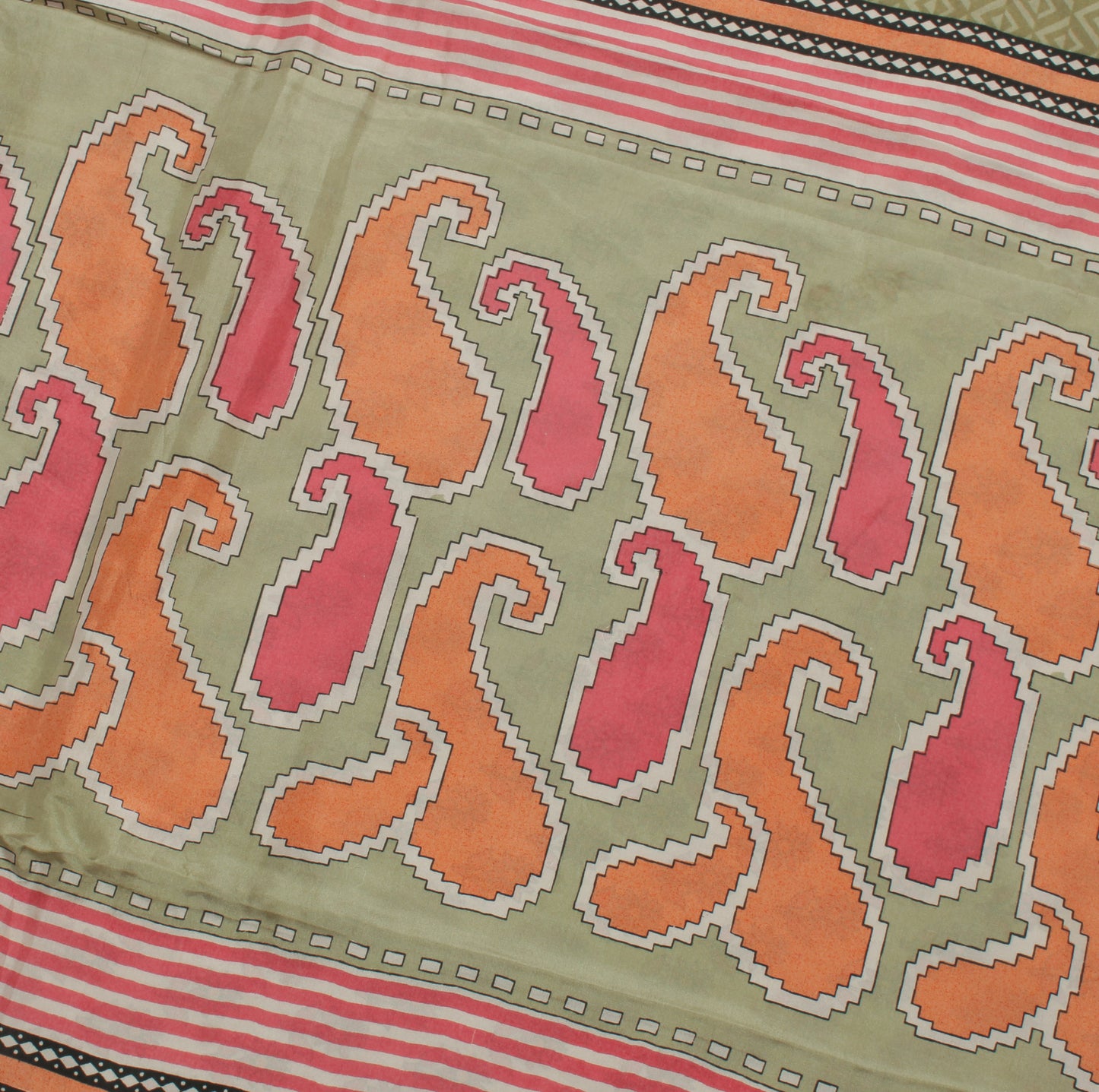 Sushila Vintage  Indian Saree 100% Pure Silk Printed Floral Soft Craft Fabric