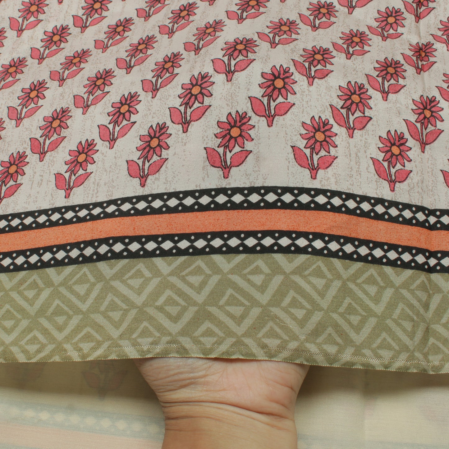 Sushila Vintage  Indian Saree 100% Pure Silk Printed Floral Soft Craft Fabric