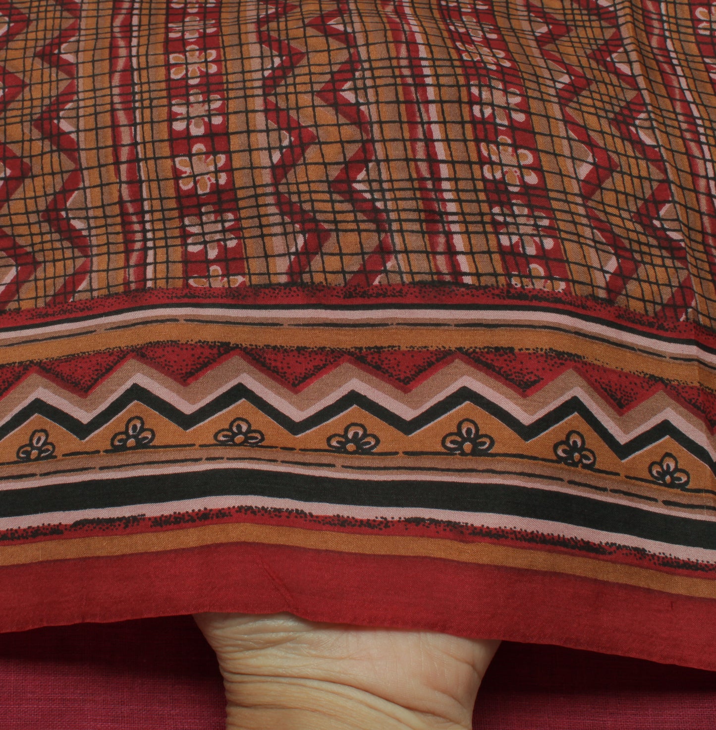 Sushila Vintage Indian Saree 100% Pure Silk Printed Zig-Zag  Soft Craft Fabric