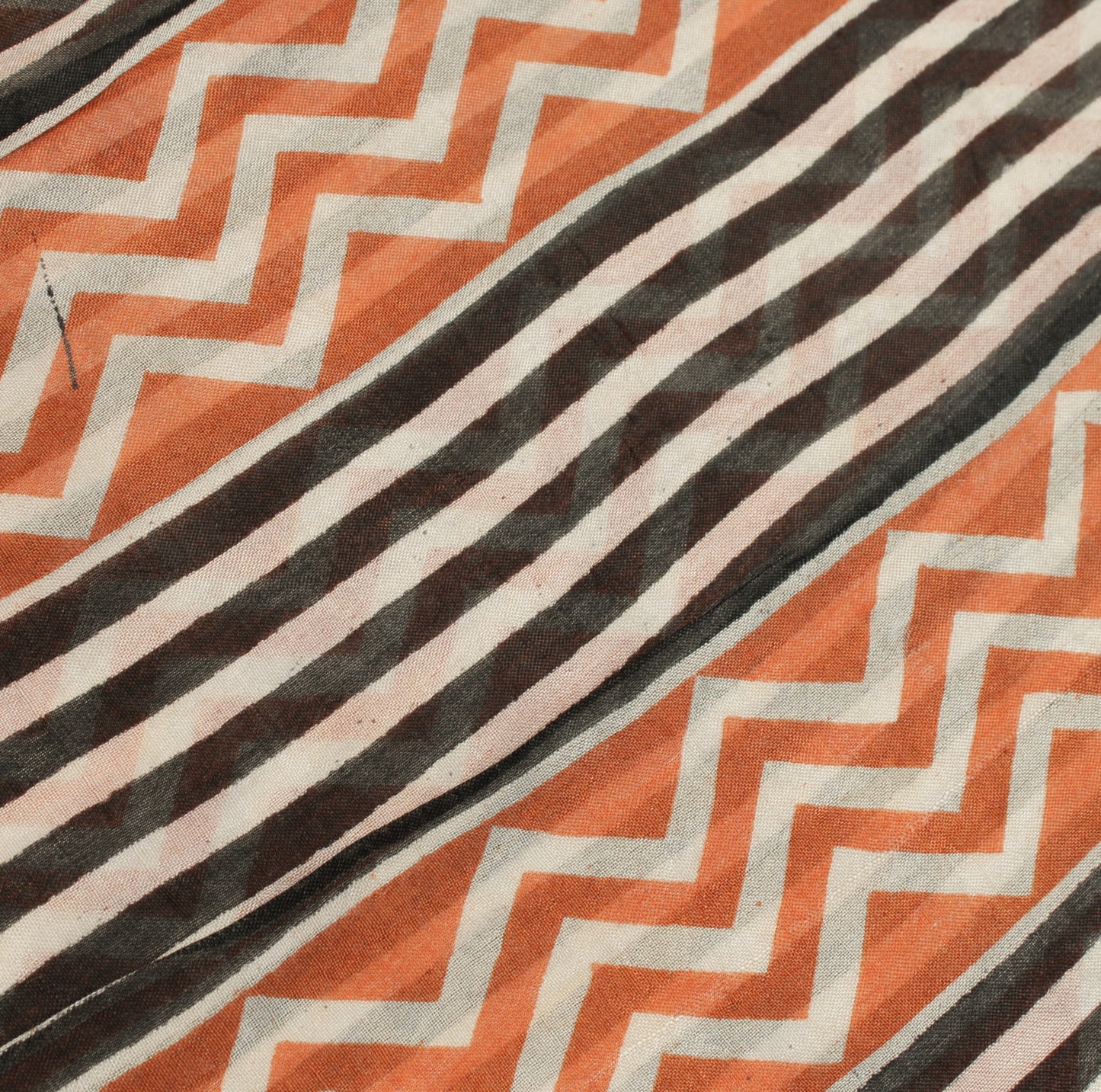 Sushila Vintage Indain Saree 100% Pure Silk Printed Zig-Zag Soft Craft Fabric