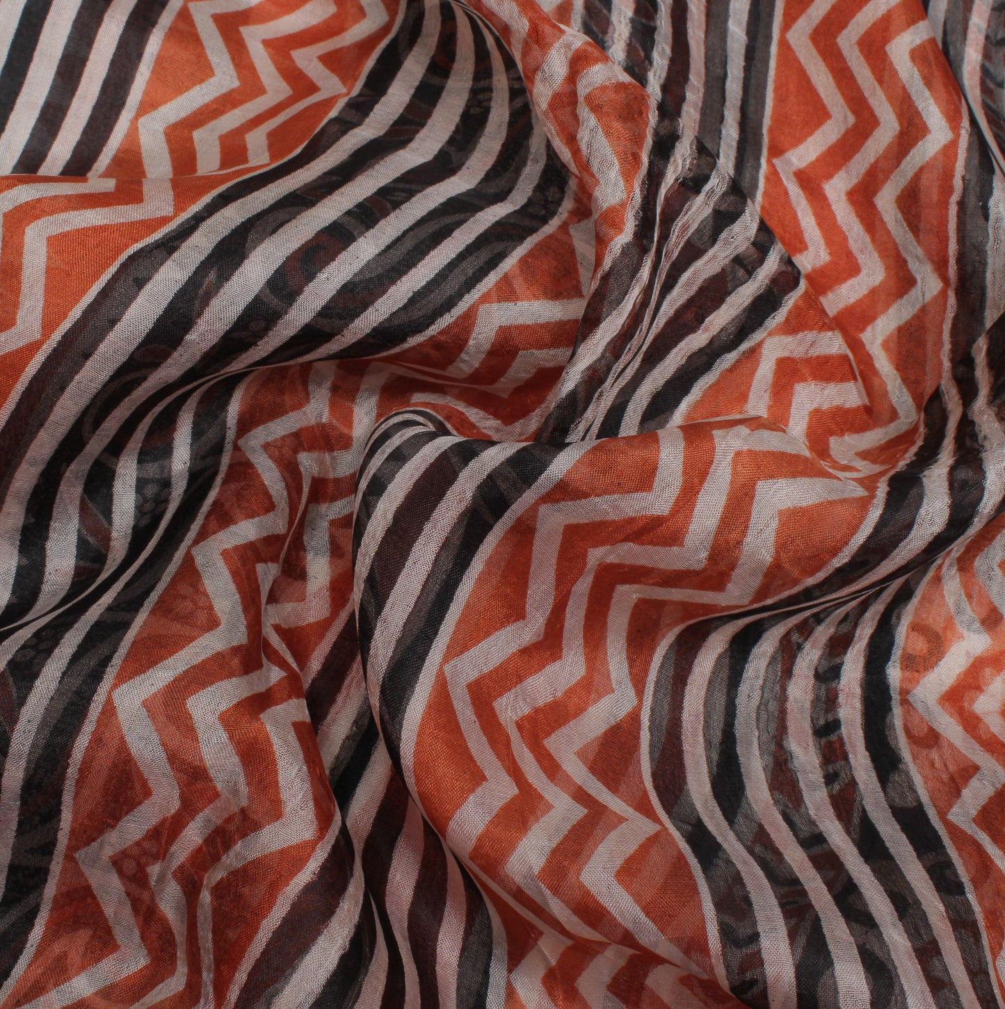 Sushila Vintage Indain Saree 100% Pure Silk Printed Zig-Zag Soft Craft Fabric