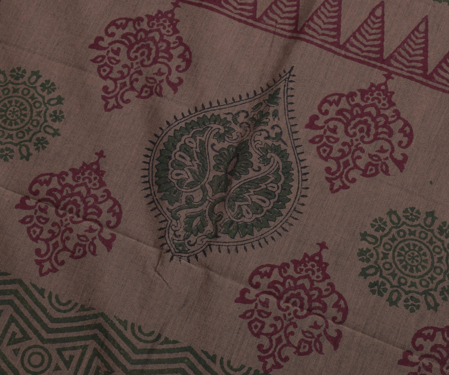 Sushila Vintage Indian Saree Blend Silk Hand Block Printed Zig-Zag Sari Fabric