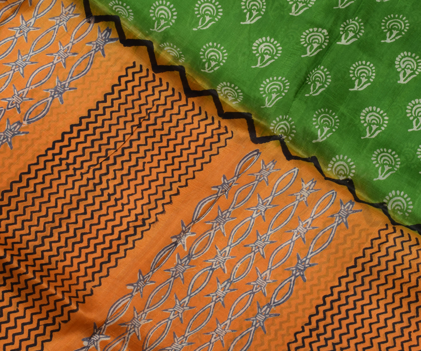 Sushila Vintage Indian Saree 100% Pure Silk Printed Floral Soft Craft Fabric