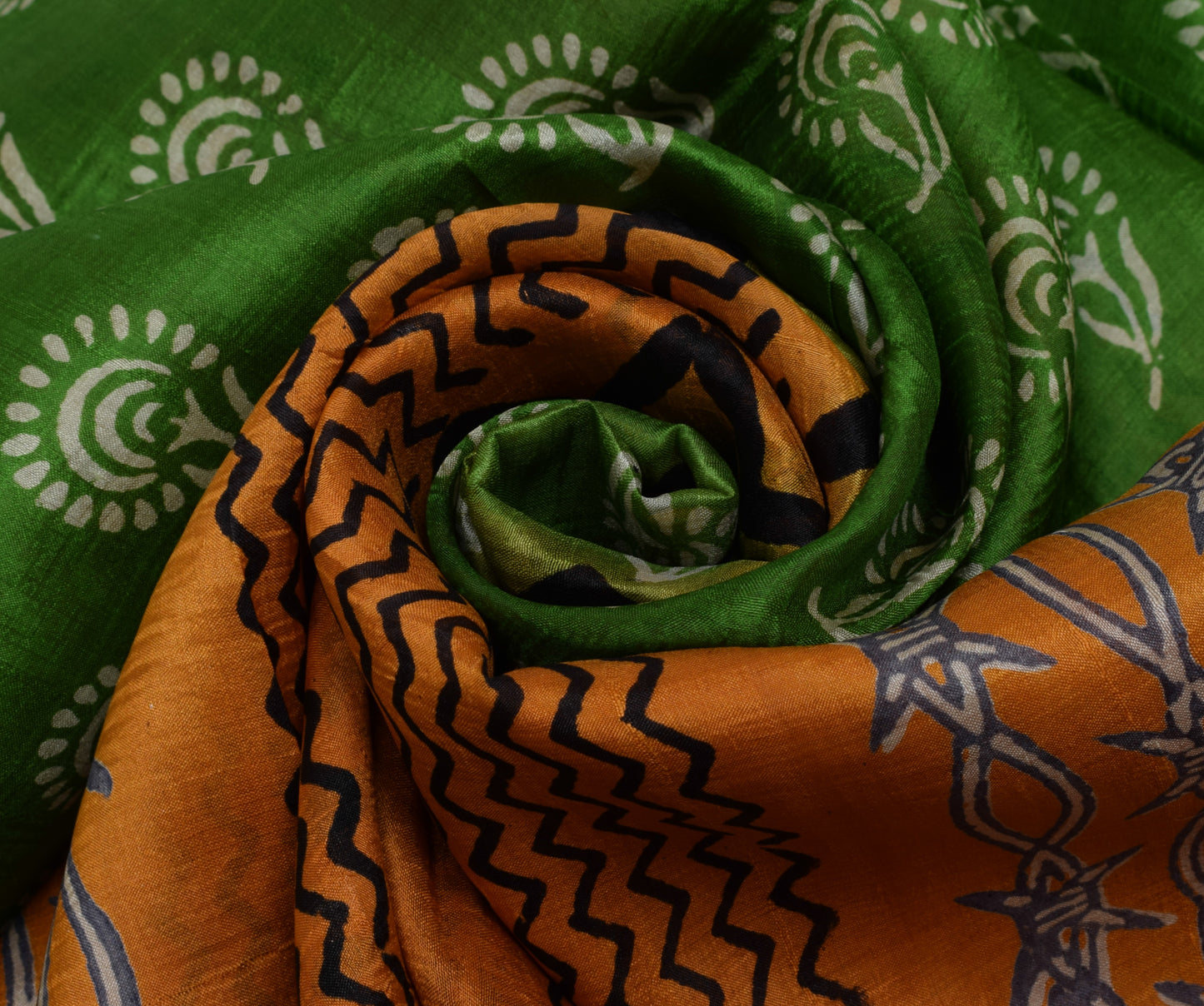 Sushila Vintage Indian Saree 100% Pure Silk Printed Floral Soft Craft Fabric