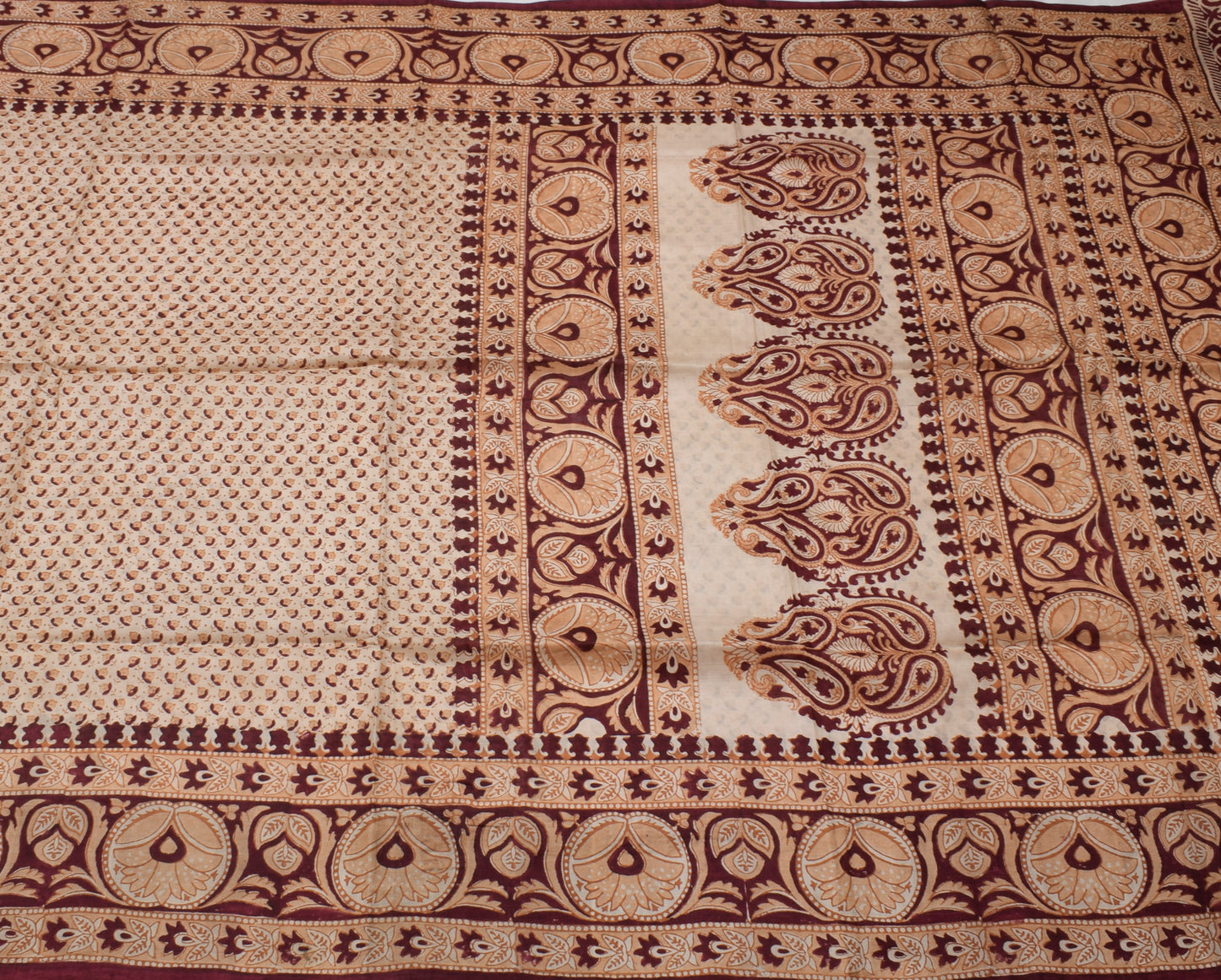Sushila Vintage Indian Saree 100% Pure Silk Printed Floral Soft Craft Fabric