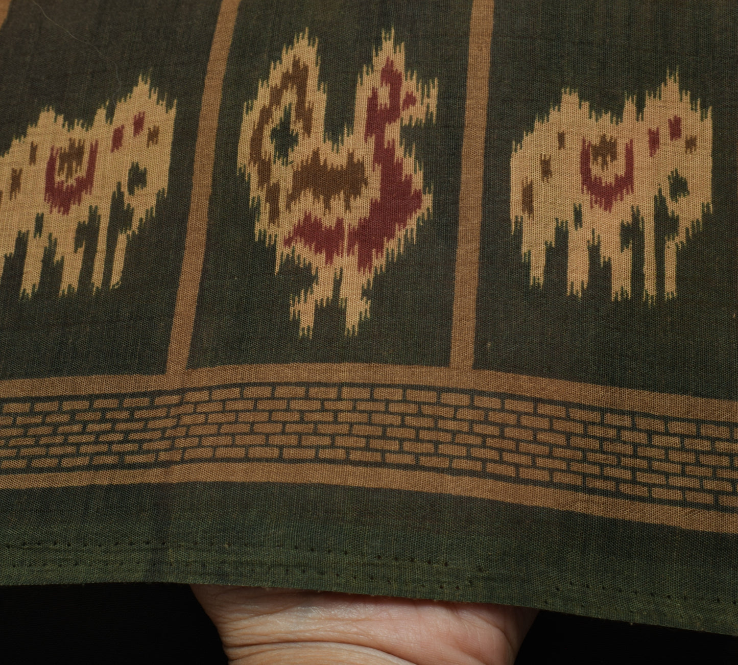 Sushila Vintage Brown Saree Blend Silk Printed Animals Soft Craft 5 Yard Fabric