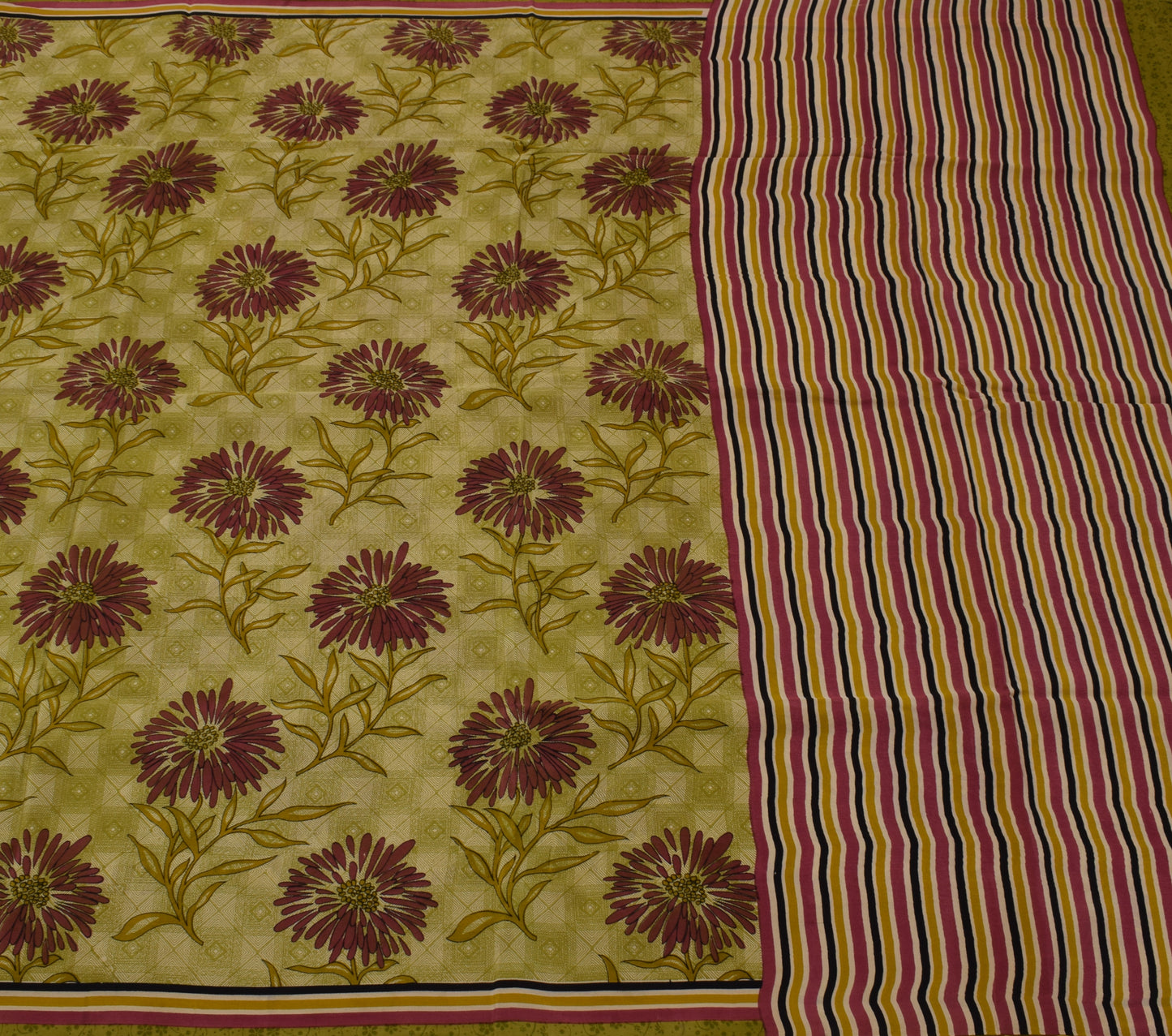 Sushila Vintage Green Saree 100% Pure Crepe Silk Printed Floral Soft Fabric