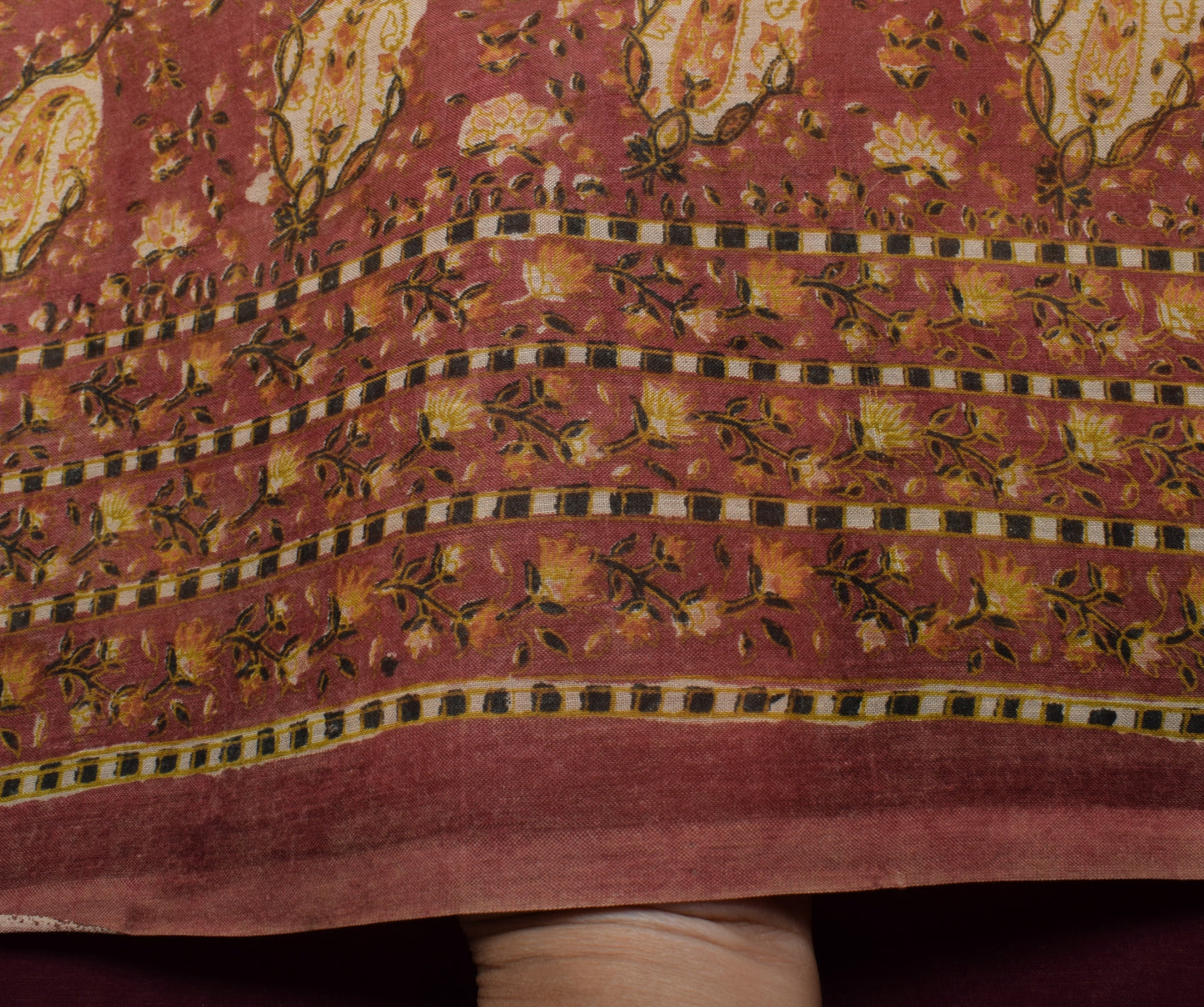Sushila Vintage Cream Saree 100% Pure Cotton Printed Paisley 5 YD Craft Fabric