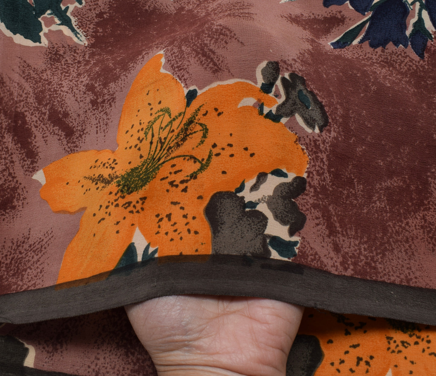 Sushila Vintage Indian Saree 100% Pure Crepe Silk Printed Floral Soft Fabric