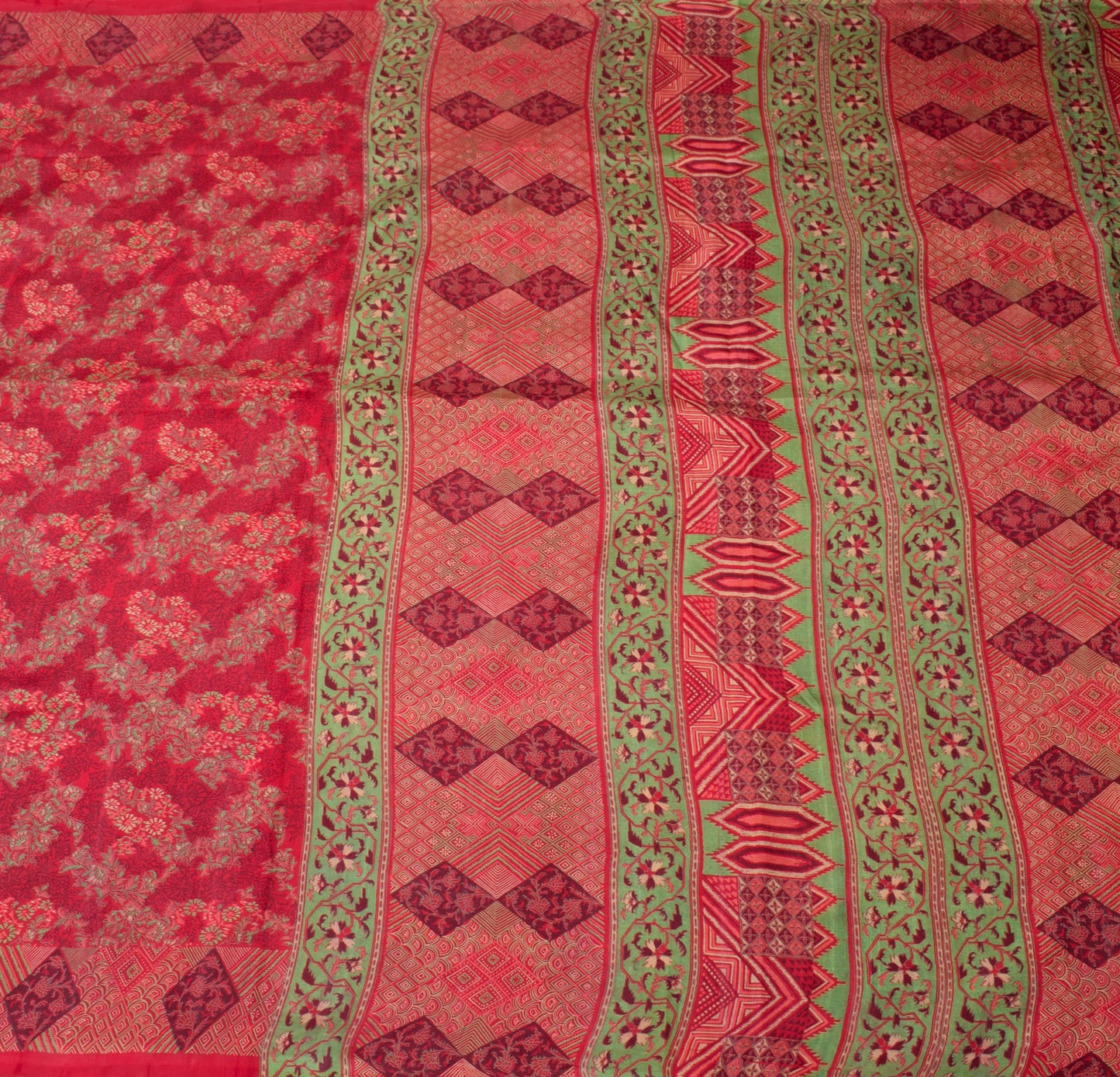 Sushila Vintage Red Saree 100% Pure Silk Printed Floral 5 Yard Soft Craft Fabric