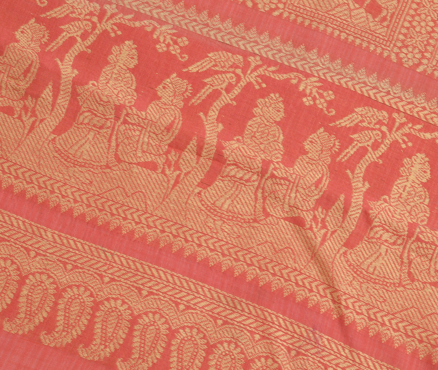 Sushila Vintage Peach Sari Remnant Scrap Cotton Baluchari Woven Craft Fabric
