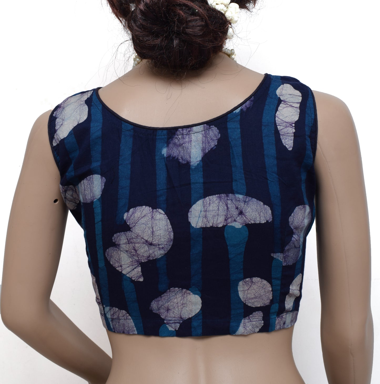 Sushila New Top 40" Stitched Sari Blouse Blue Cotton Printed Blouse Choli